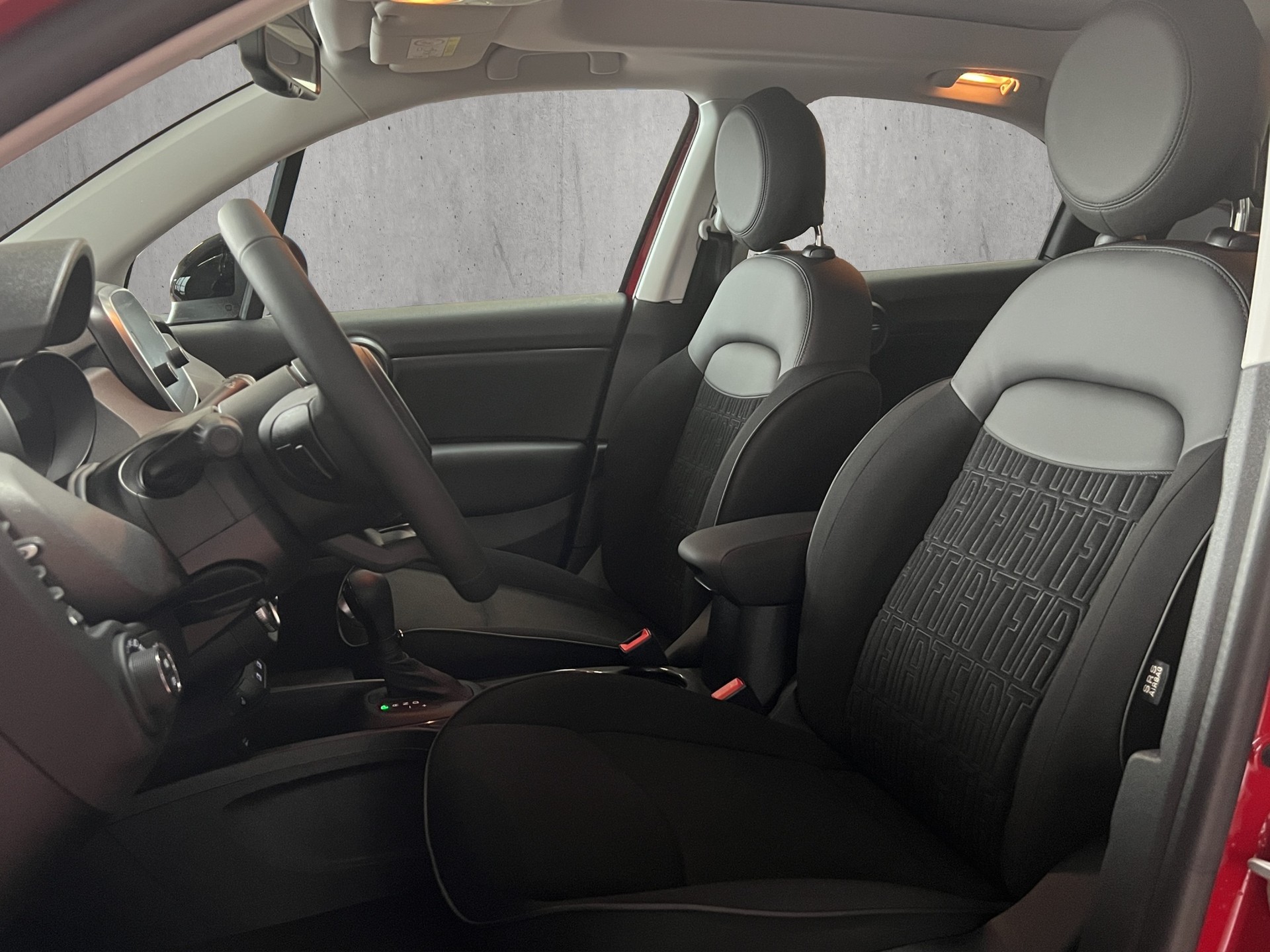 FIAT 500X 1.5 Hybrid 130cv Dolcevita Swiss E-image-6