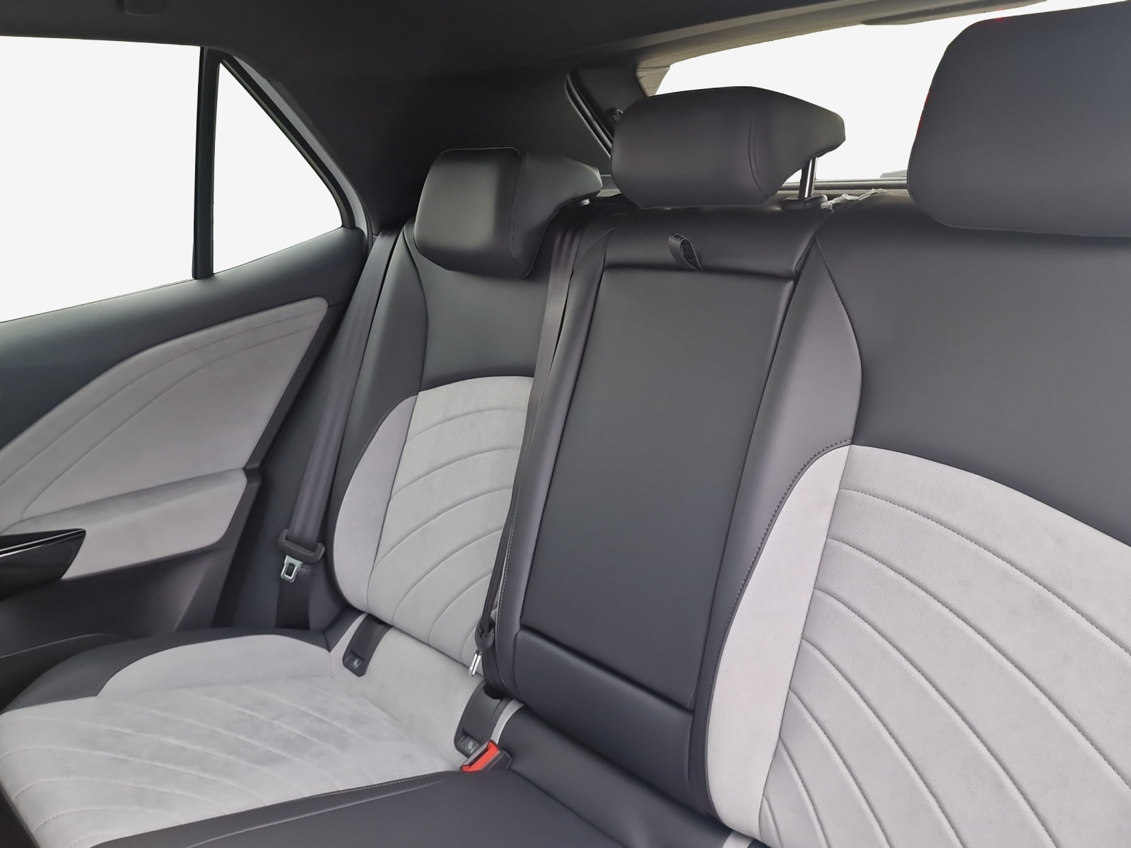 VW ID.3 Pro 59 kWh Pro United-image-11