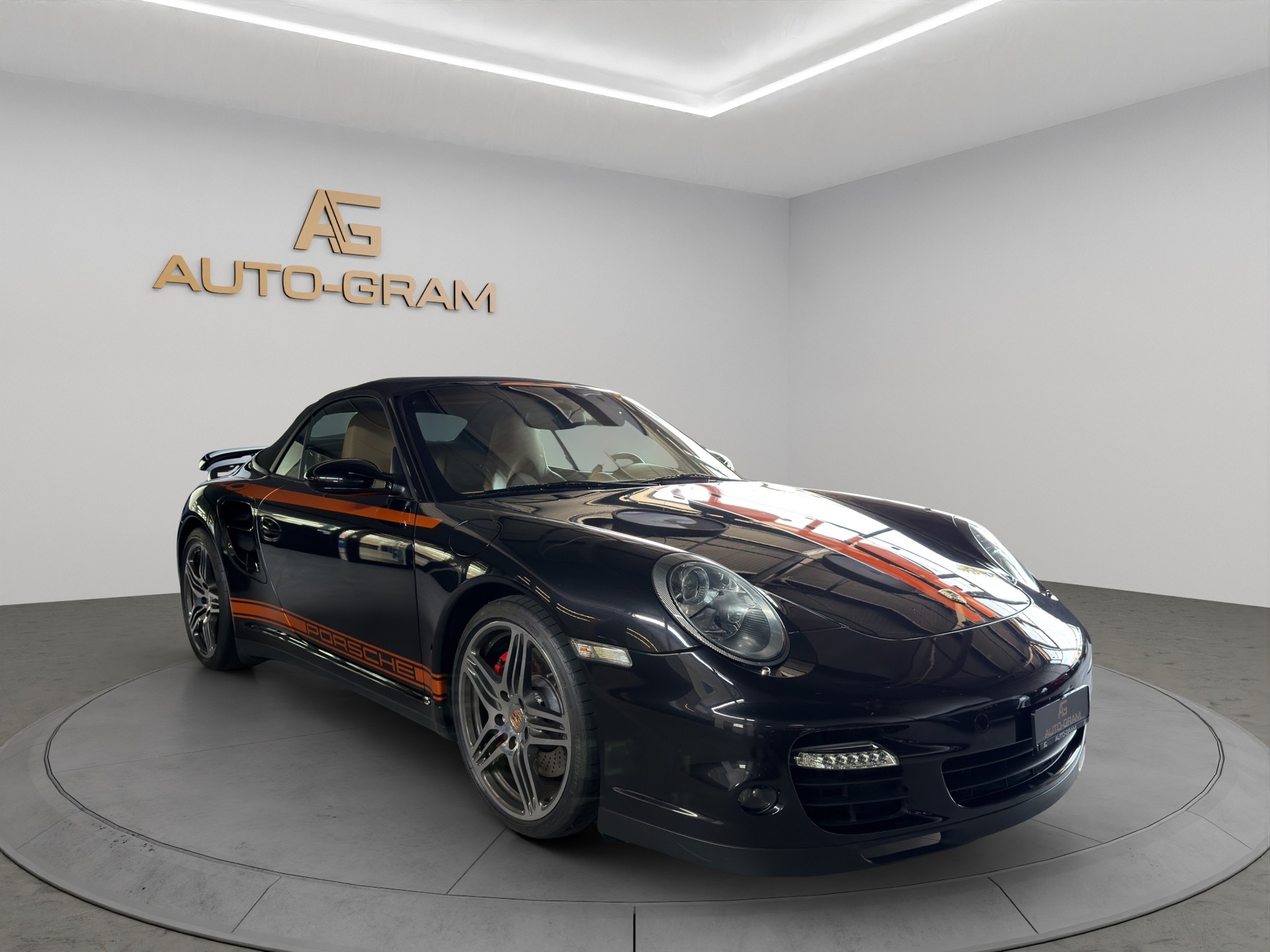 PORSCHE 911 Cabrio Turbo Tiptronic-image-6