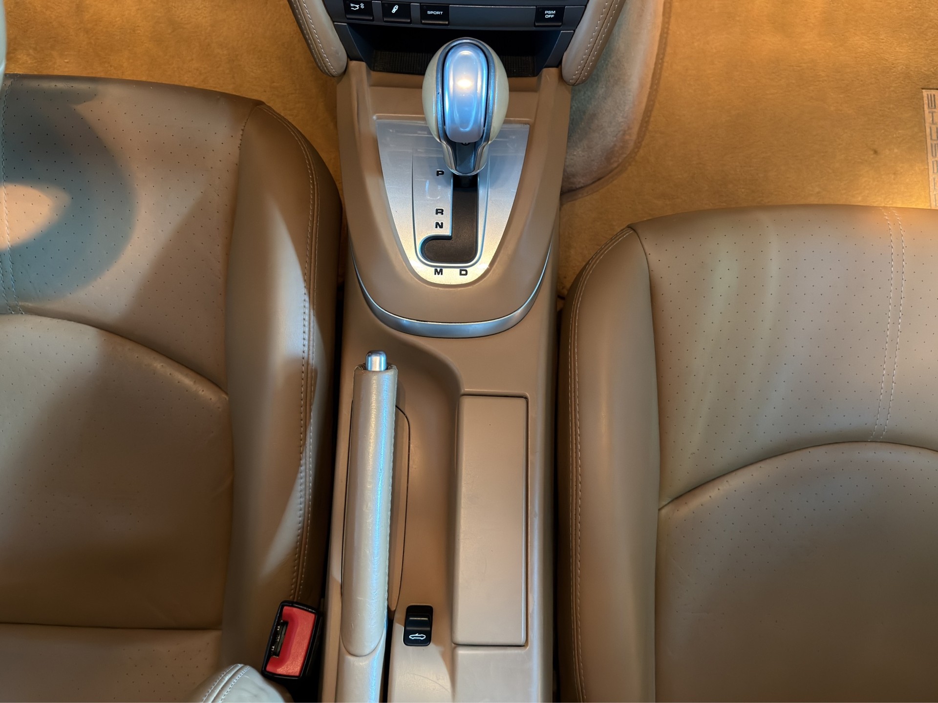 PORSCHE 911 Cabrio Turbo Tiptronic-image-19