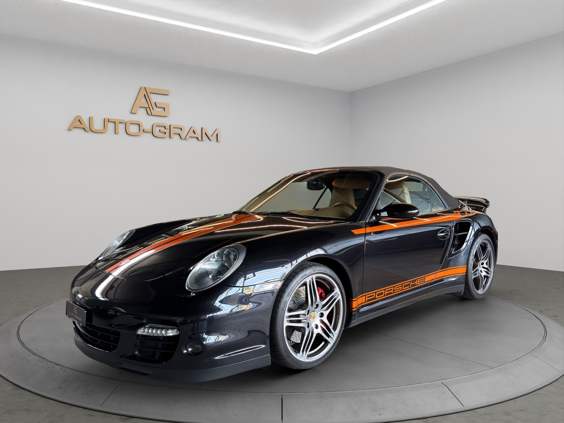 PORSCHE 911 Cabrio Turbo Tiptronic-image-0