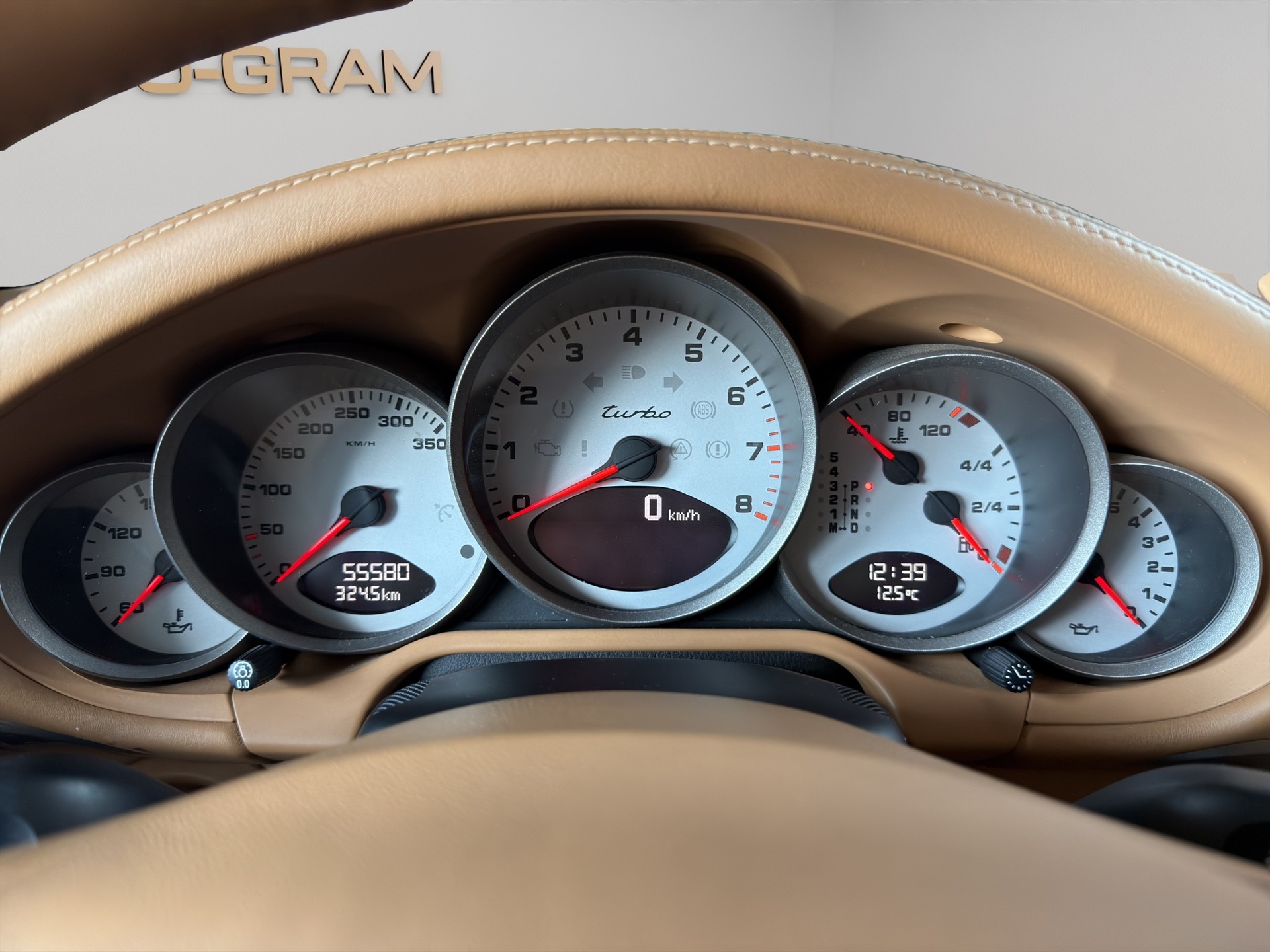 PORSCHE 911 Cabrio Turbo Tiptronic-image-18