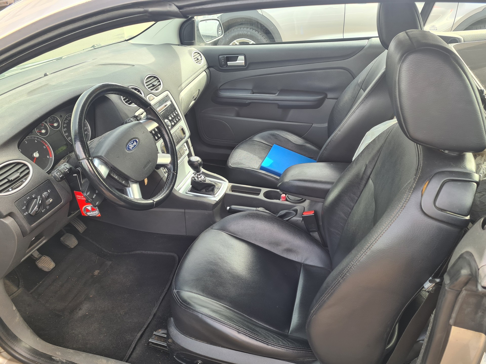 FORD Focus CC 2.0TDCi Titanium-image-4