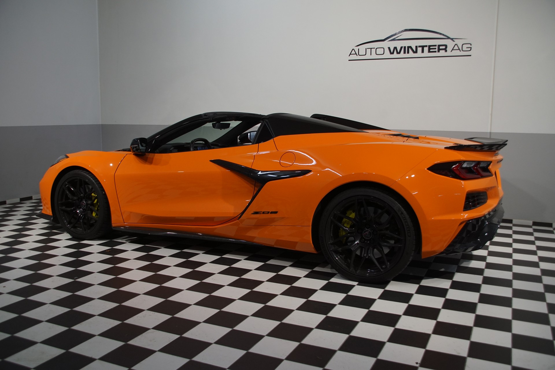 CHEVROLET Corvette 3LZ // Z06 670 PS // Convertible-image-10