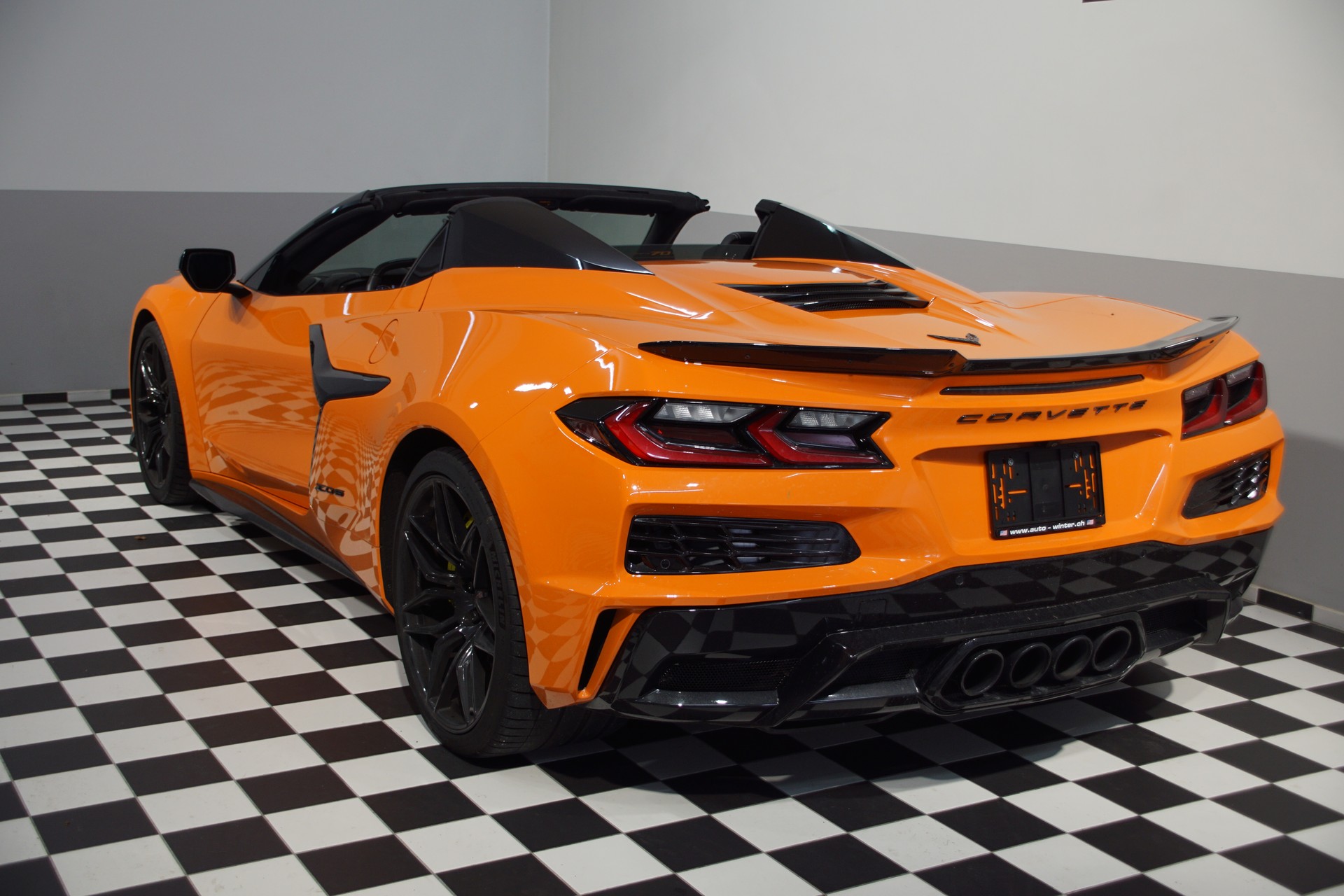 CHEVROLET Corvette 3LZ // Z06 670 PS // Convertible-image-12