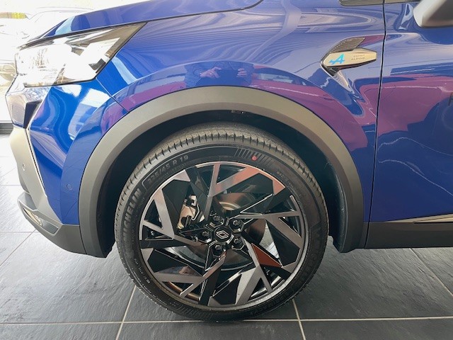 RENAULT Captur 1.8 E-Tech 160 Esprit Alpine DHT-showroom-element-3