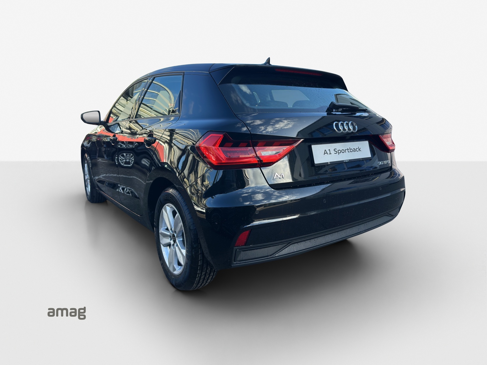 AUDI A1 Sportback 30 TFSI Attraction S-tronic-image-14