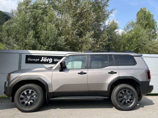 TOYOTA LandCruiser 2.8 48V Style-image-2