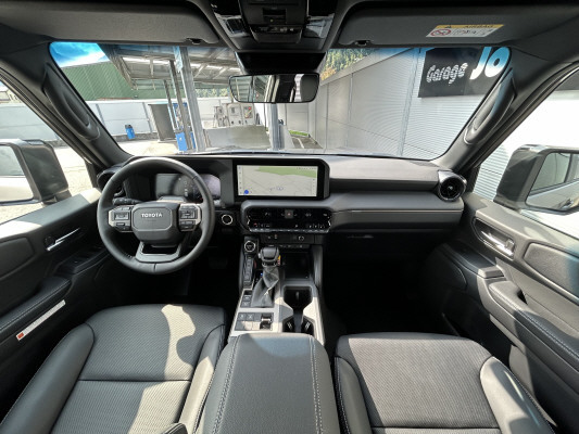 TOYOTA LandCruiser 2.8 48V Style-image-5