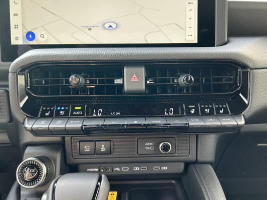 TOYOTA LandCruiser 2.8 48V Style-image-12