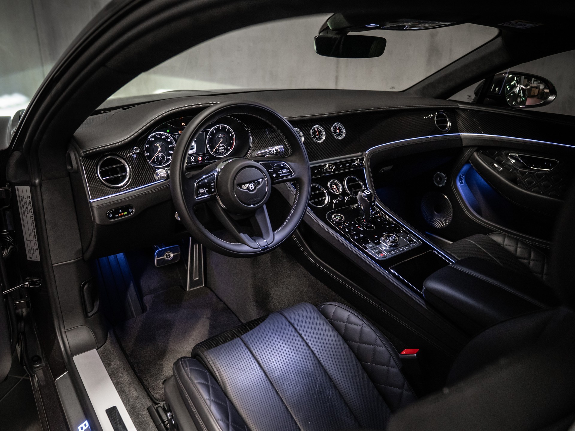 BENTLEY Continental GT 4.0 V8-image-7