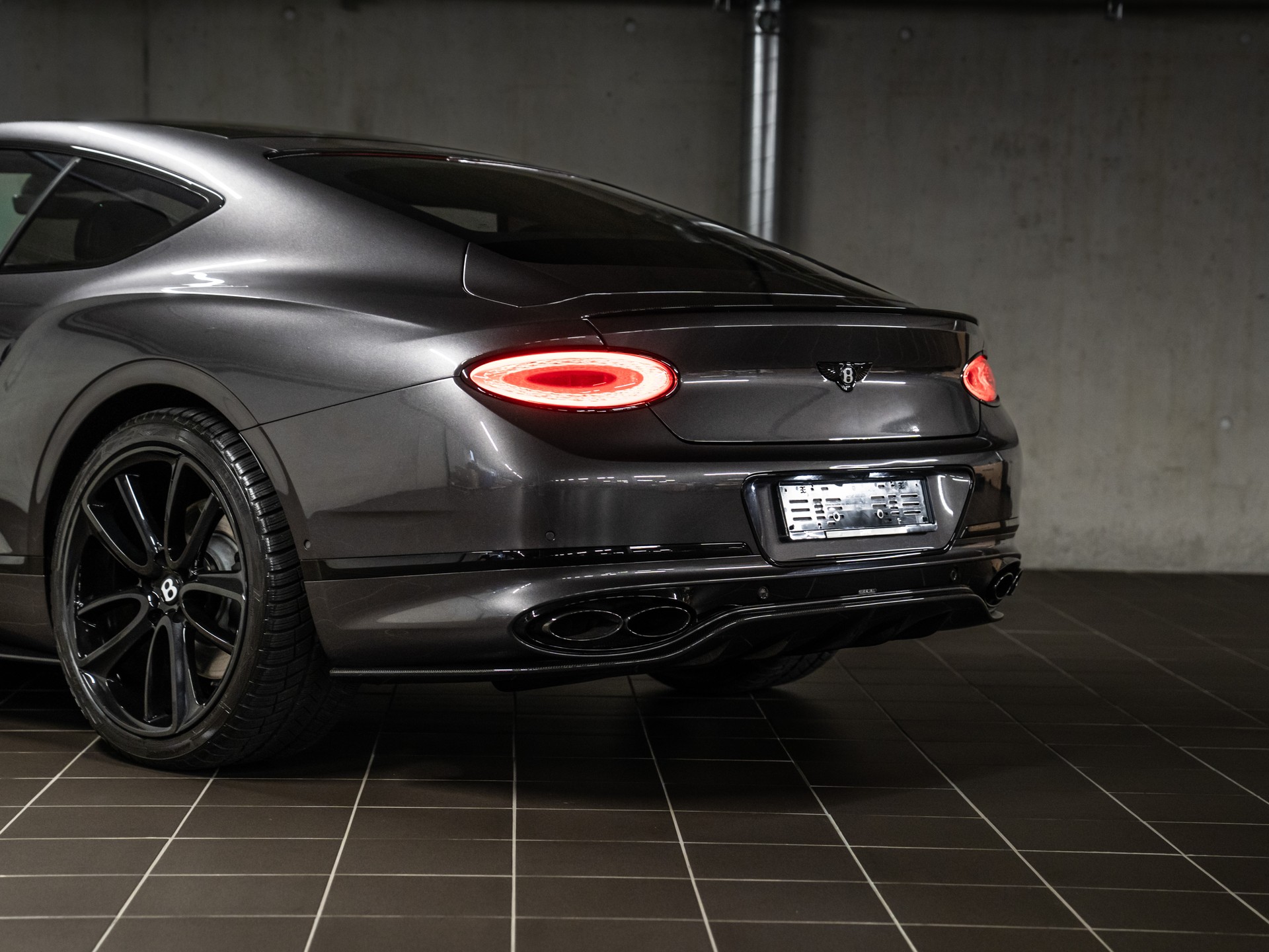BENTLEY Continental GT 4.0 V8-image-11