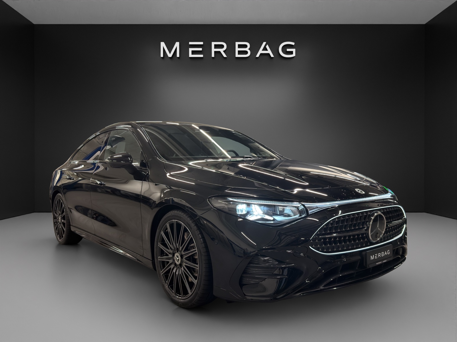MERCEDES-BENZ CLA 220 8G-DCT 4Matic-image-0