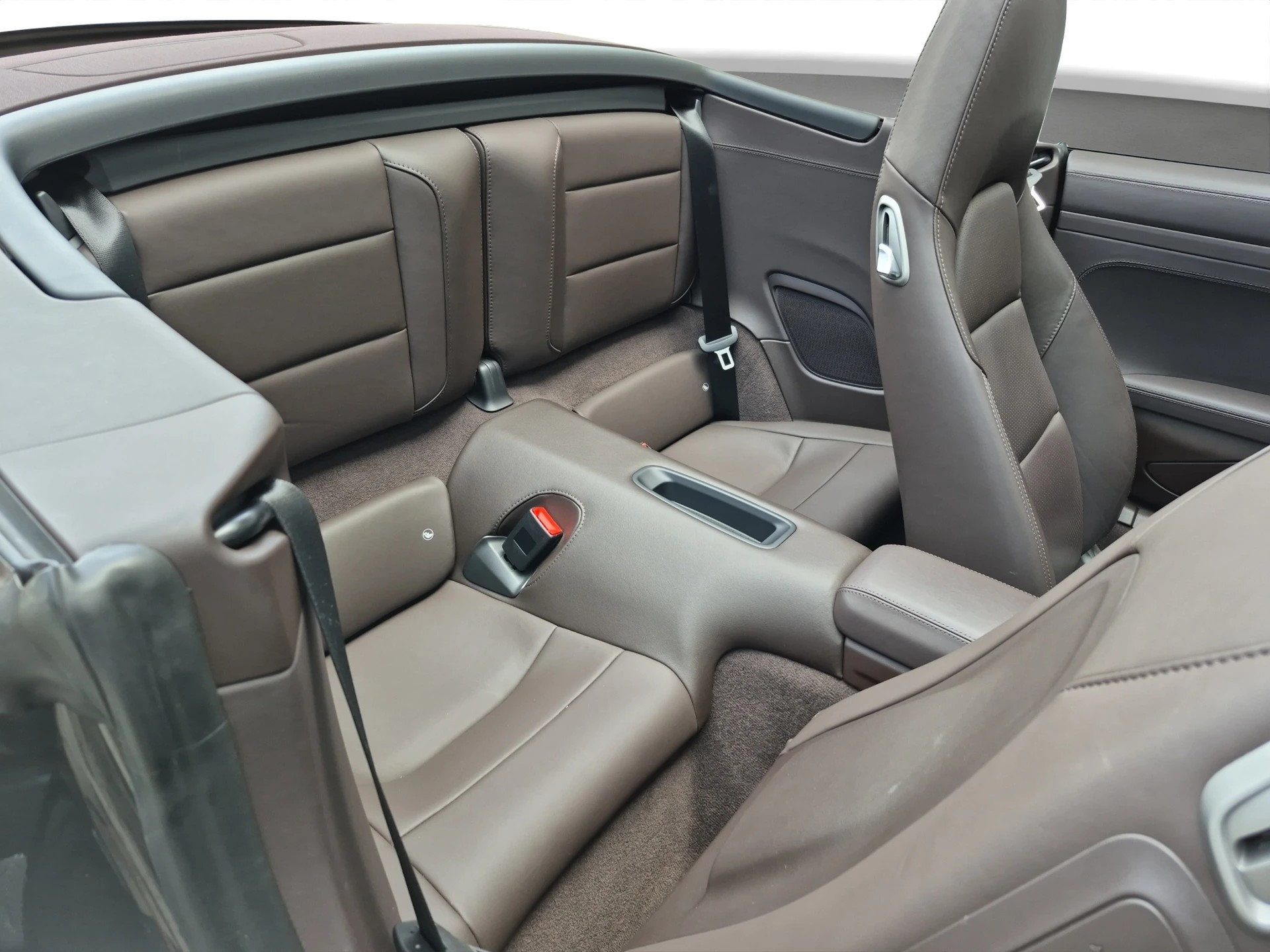 PORSCHE 911 Carrera 4 Cabrio PDK-image-10