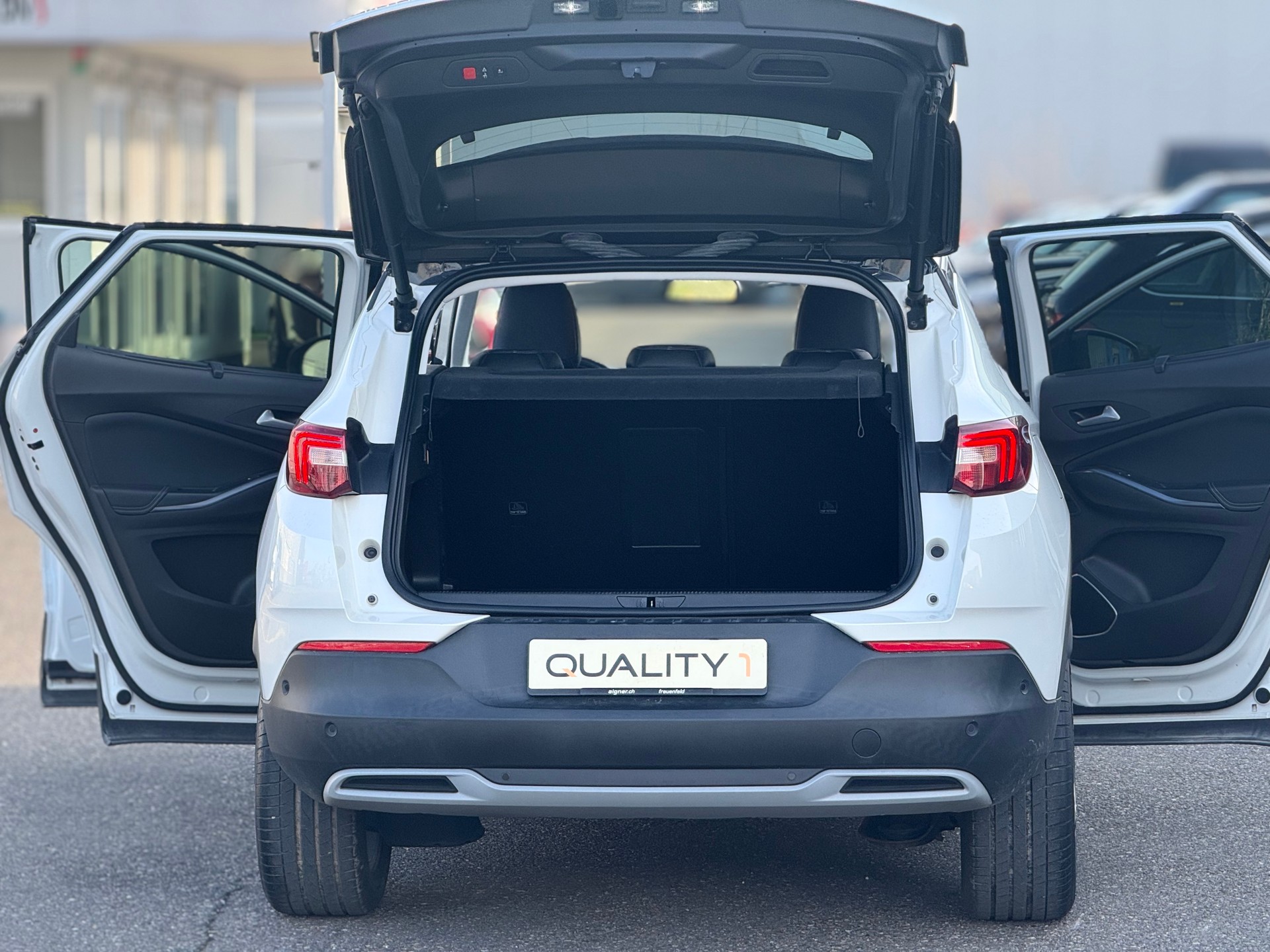OPEL Grandland X 1.2i TP Ultimate Automatik-image-9