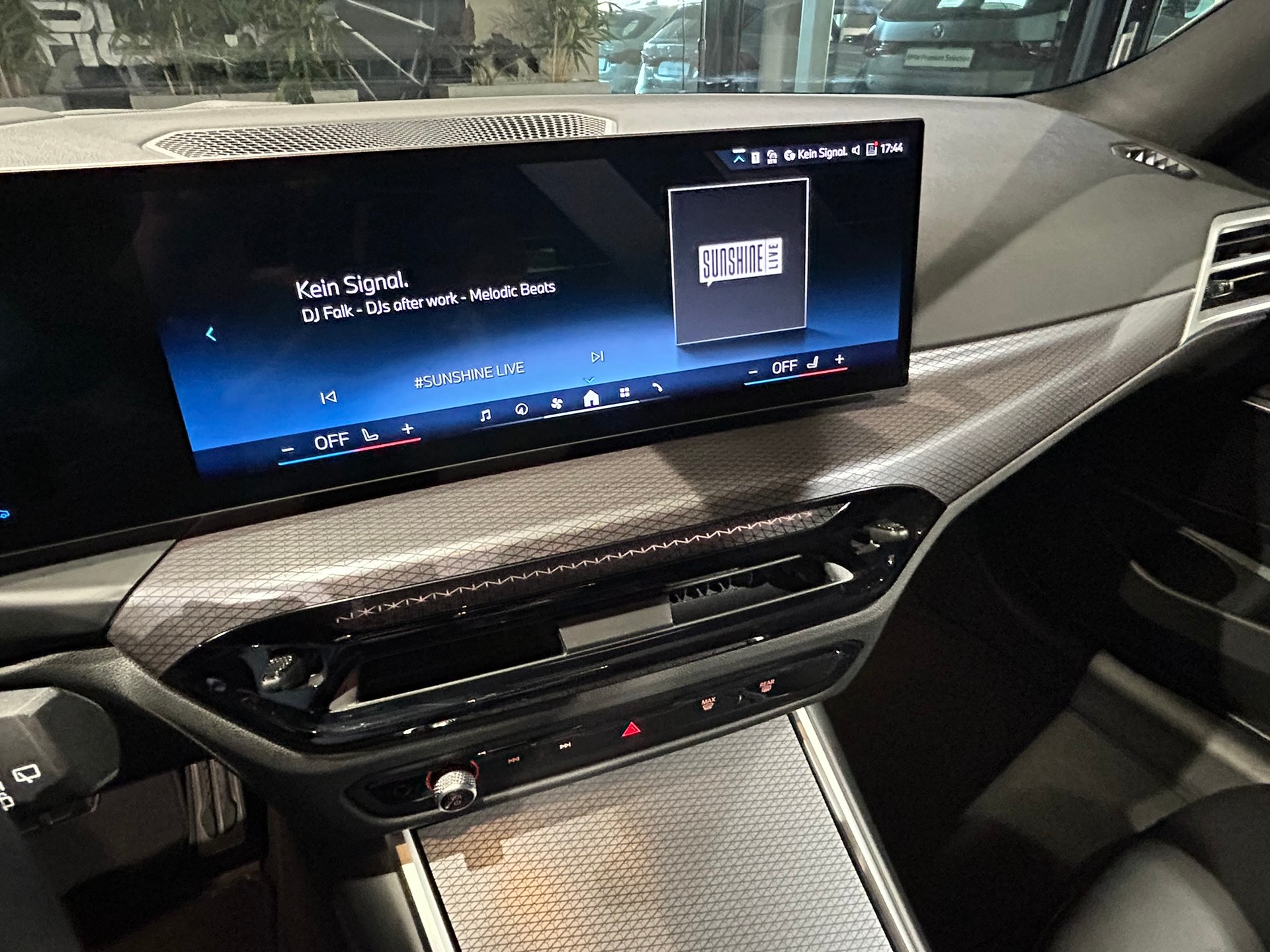BMW 320d xDrive 48V Steptronic M Sport-image-29