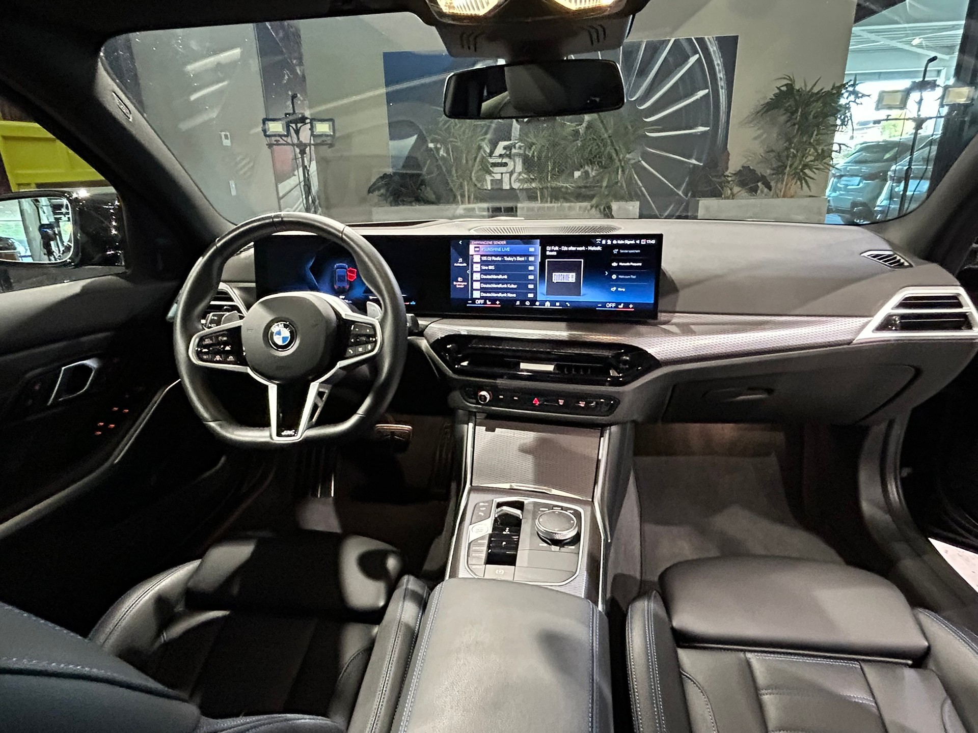 BMW 320d xDrive 48V Steptronic M Sport-image-26