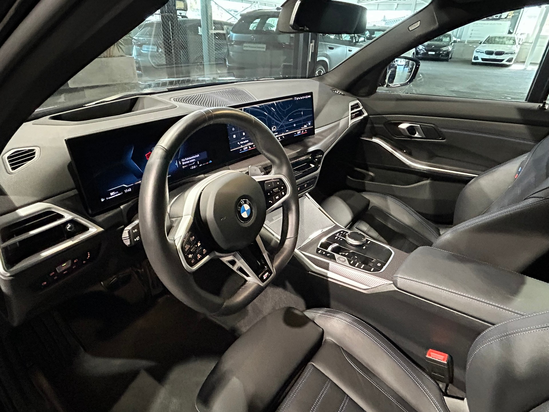 BMW 320d xDrive 48V Steptronic M Sport-image-23
