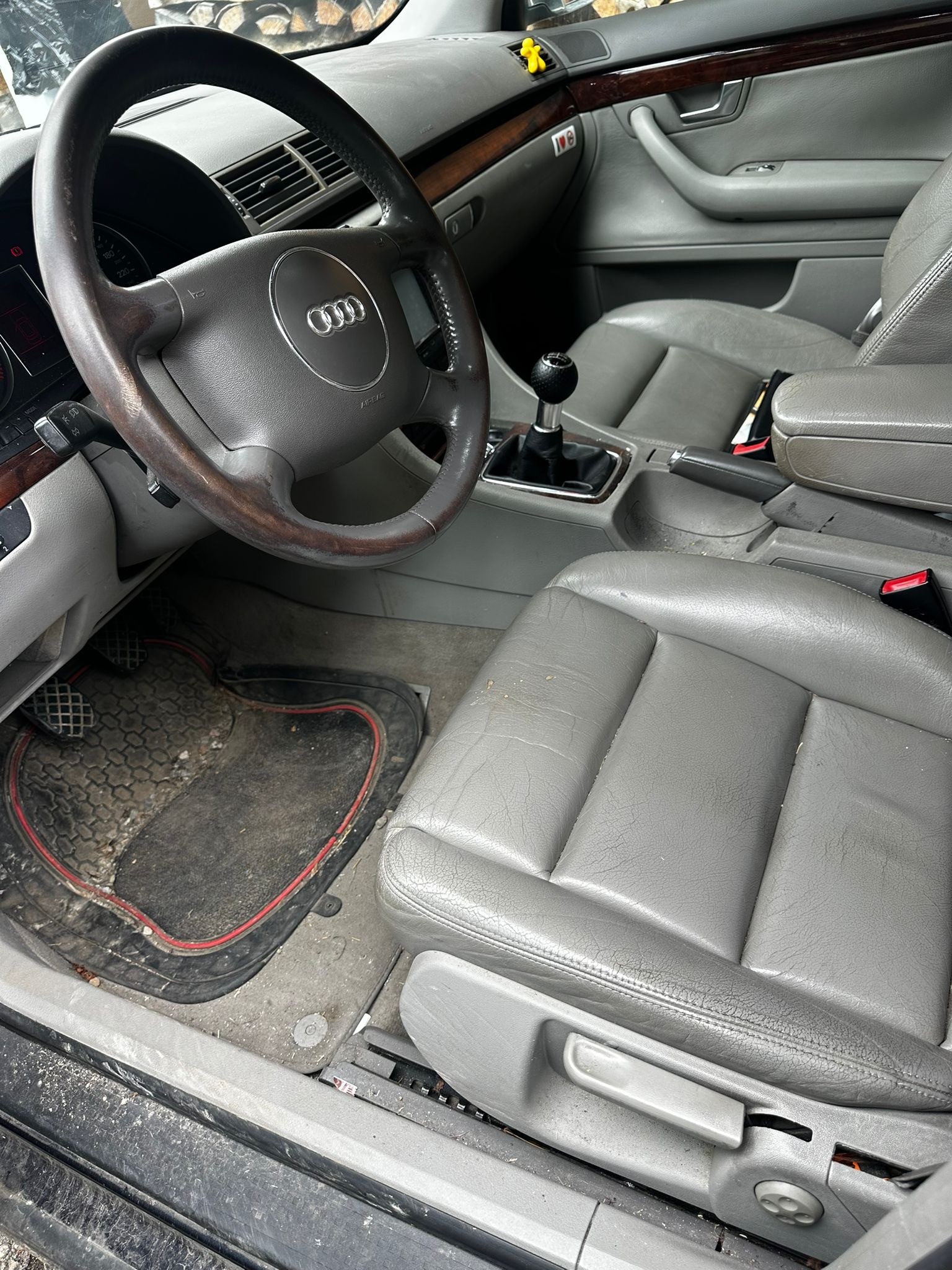AUDI A4 Avant 1.9 TDI-image-6