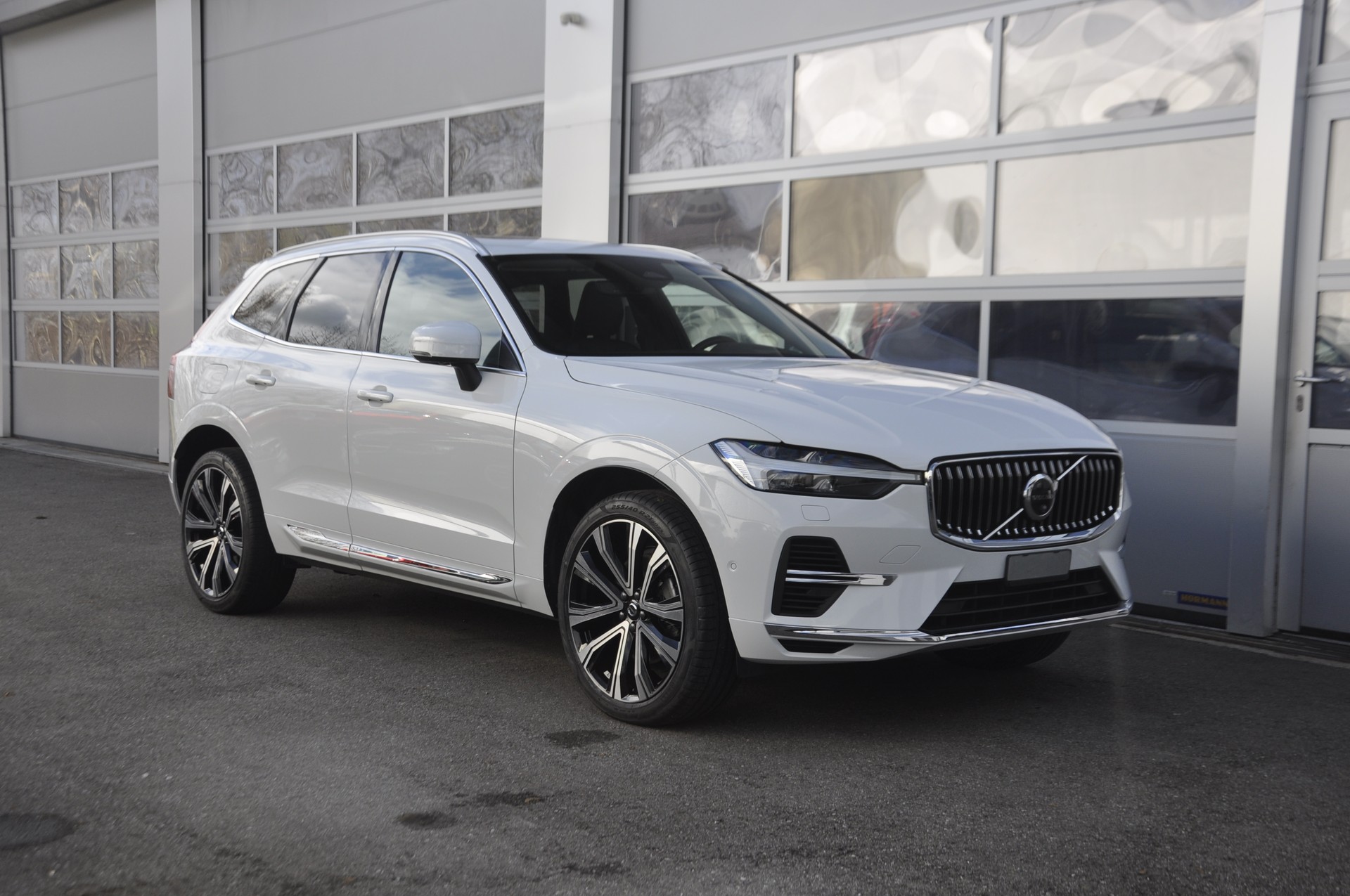 VOLVO XC60 T6 eAWD Inscription Geartronic-image-0