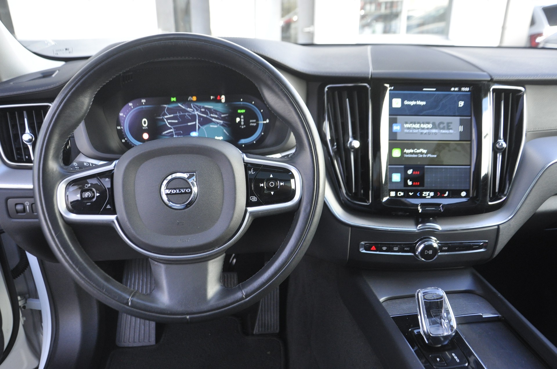 VOLVO XC60 T6 eAWD Inscription Geartronic-image-9