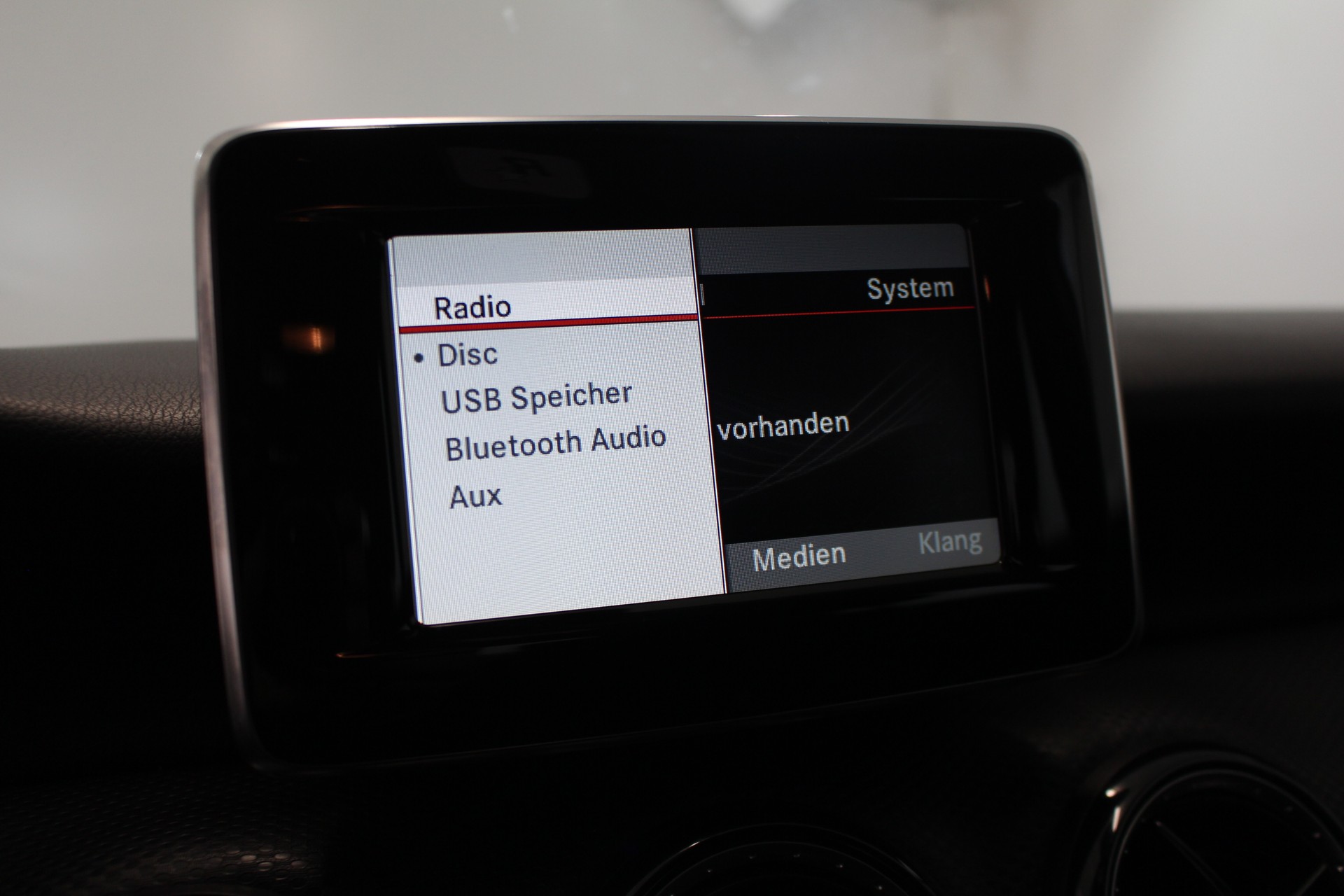 MERCEDES-BENZ A 180 CDI BlueEF Edition-image-15