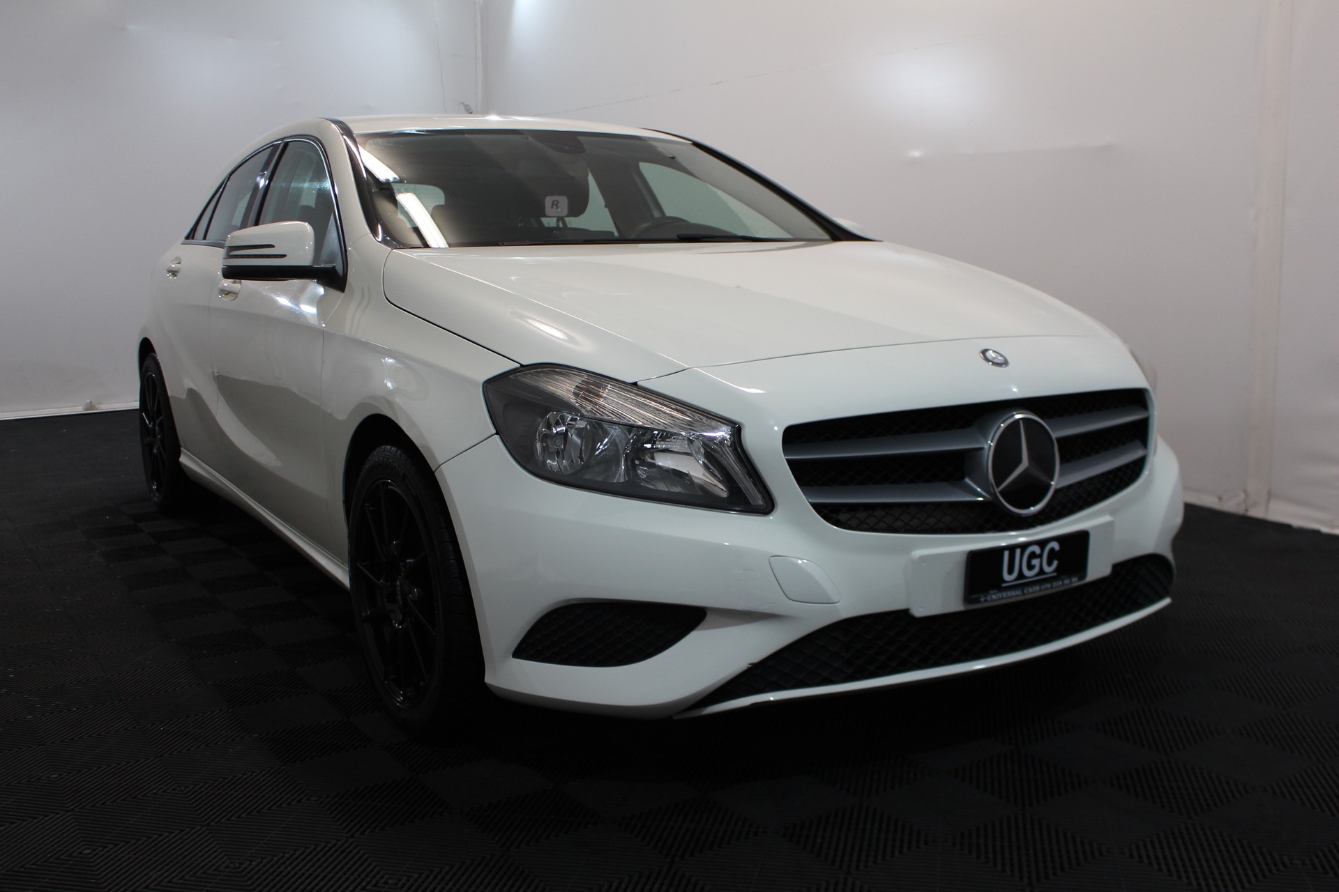 MERCEDES-BENZ A 180 CDI BlueEF Edition-image-0