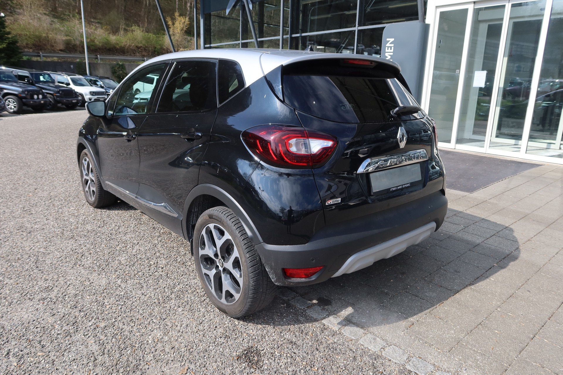 RENAULT Captur 0.9 Intens-image-3