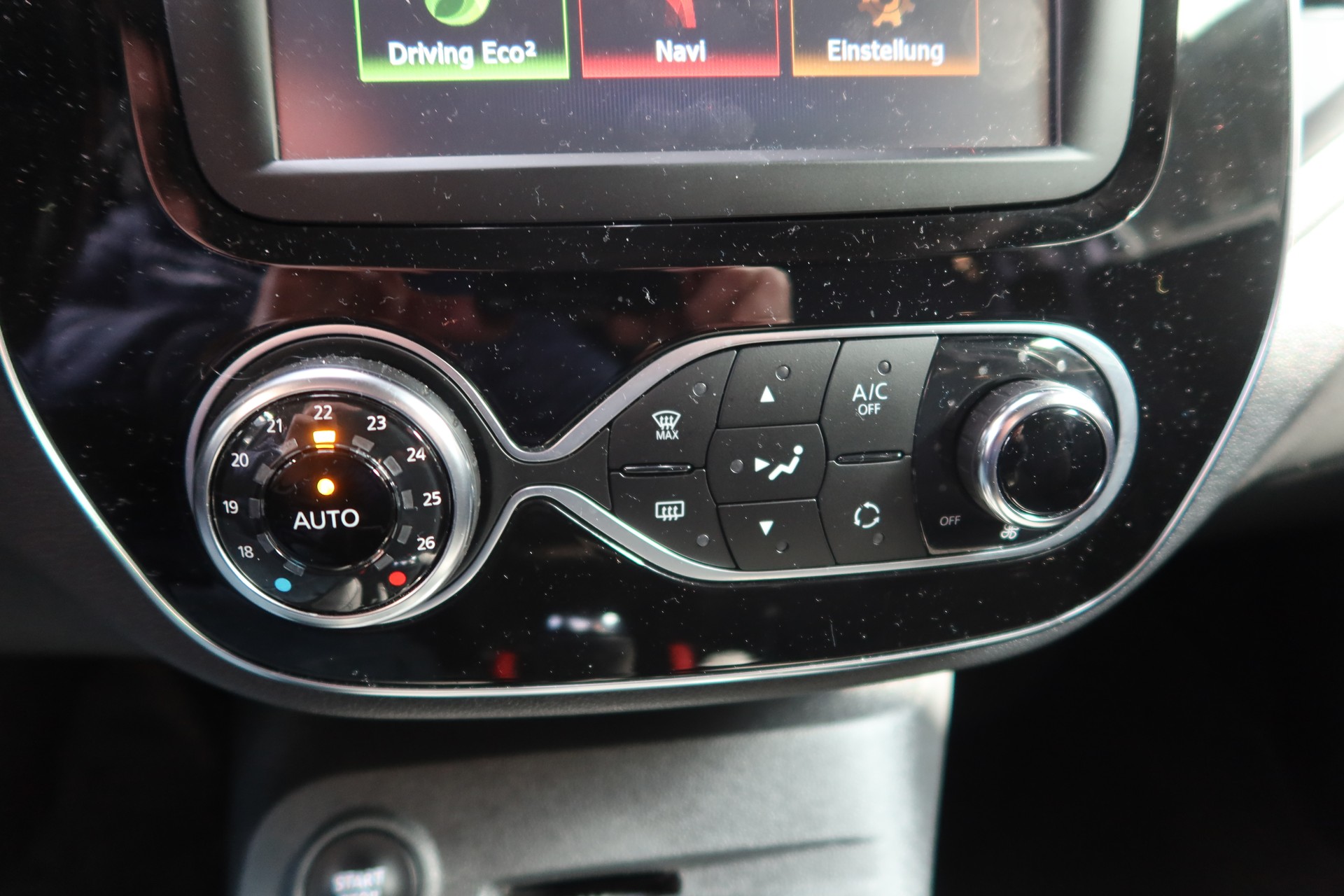 RENAULT Captur 0.9 Intens-image-10
