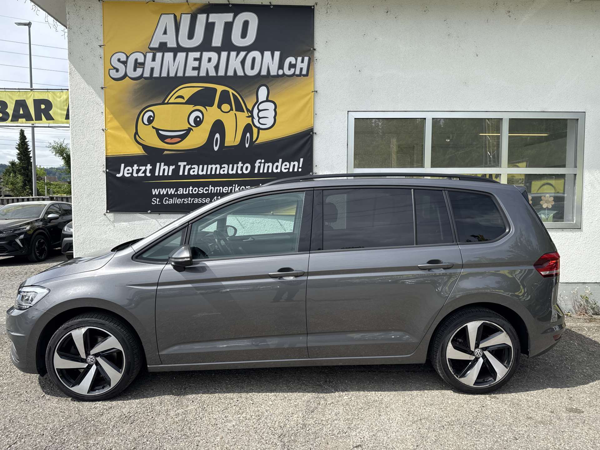 VW Touran 1.4 TSi BMT Comfortline 7-Plätzer DSG-Automat-image-4