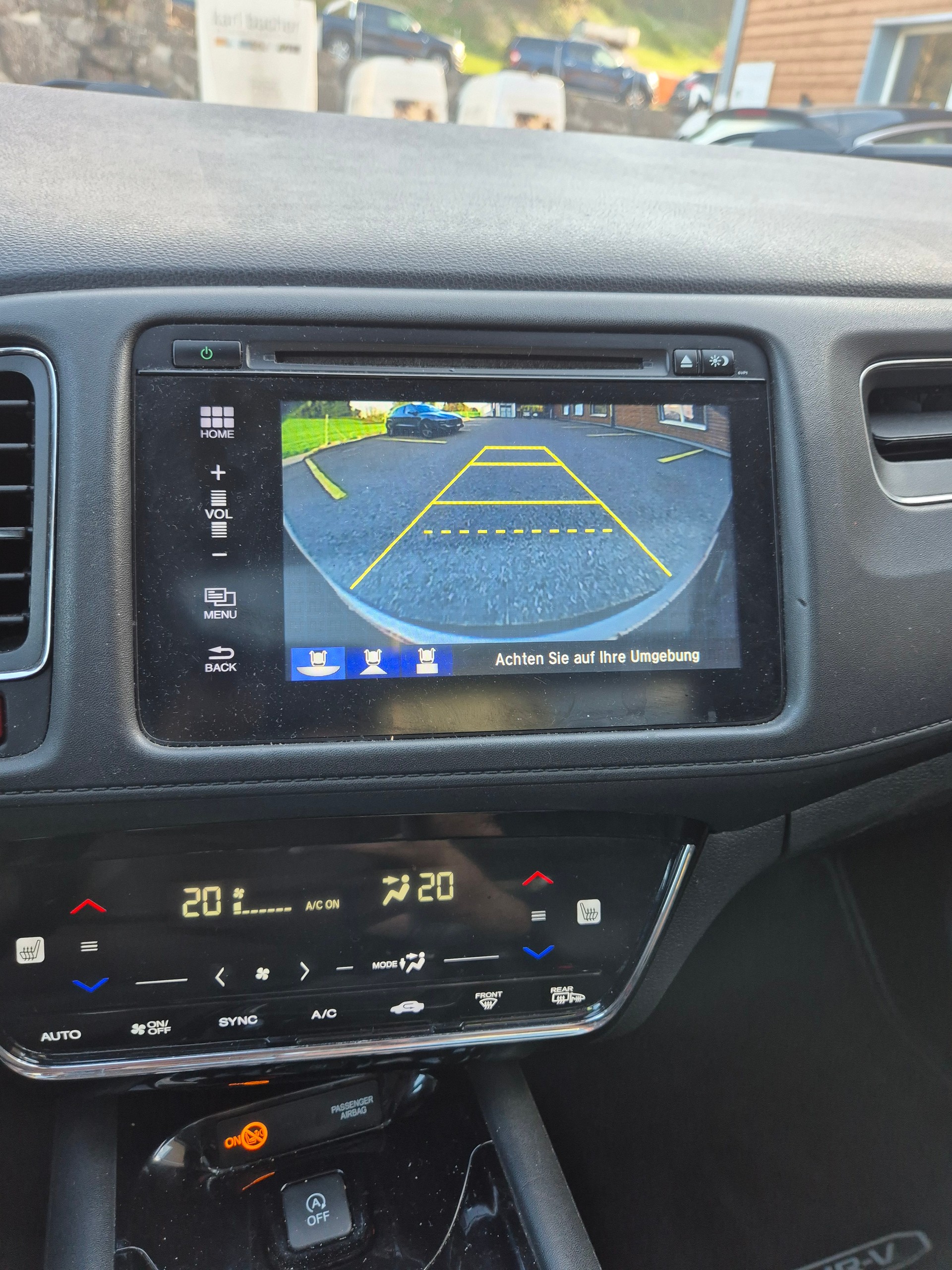HONDA HR-V 1.6i-DTEC Executive-image-8