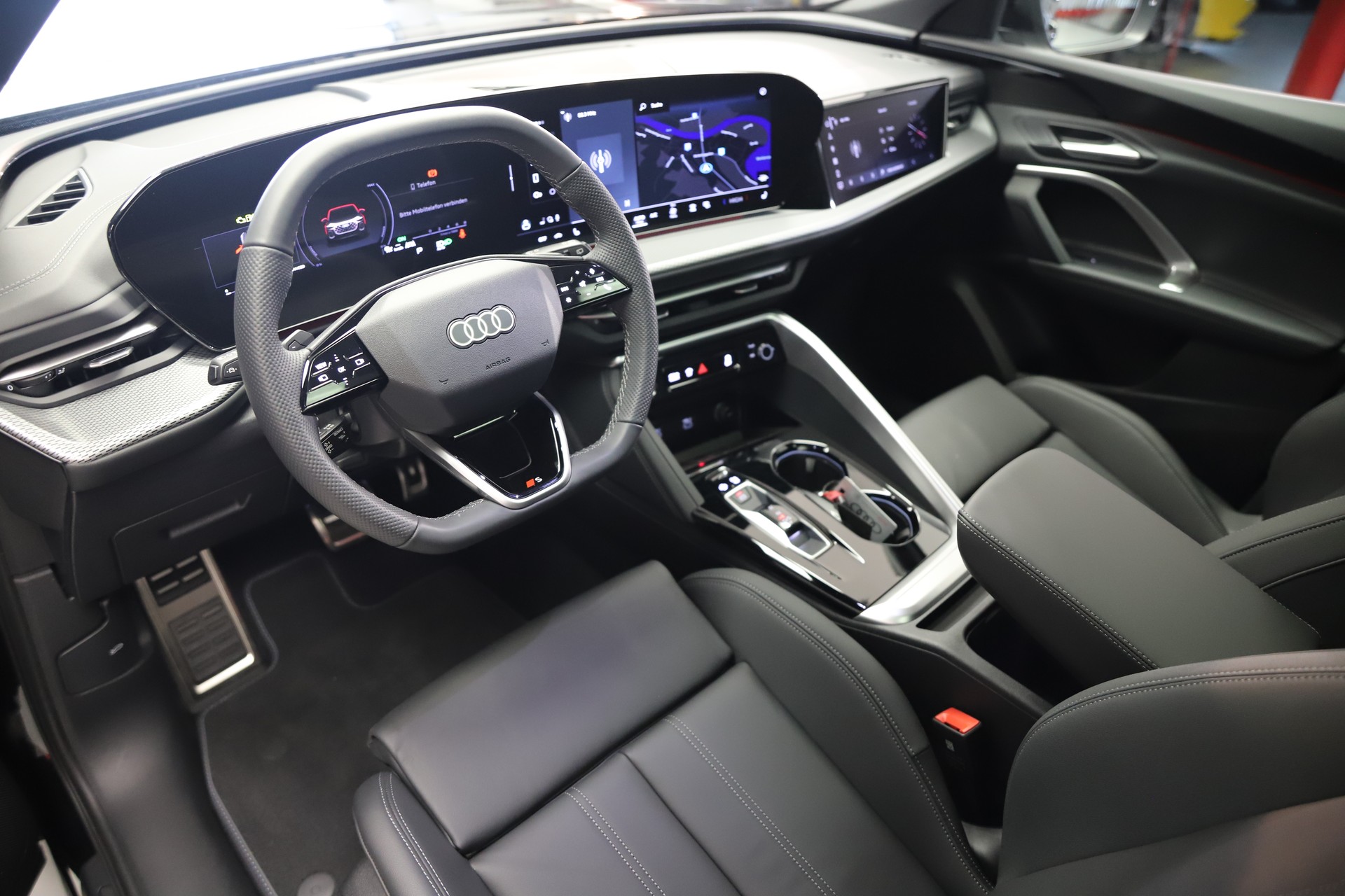 AUDI Q5 Sportback 50 TFSI e PHEV S line quattro S-tronic-image-7