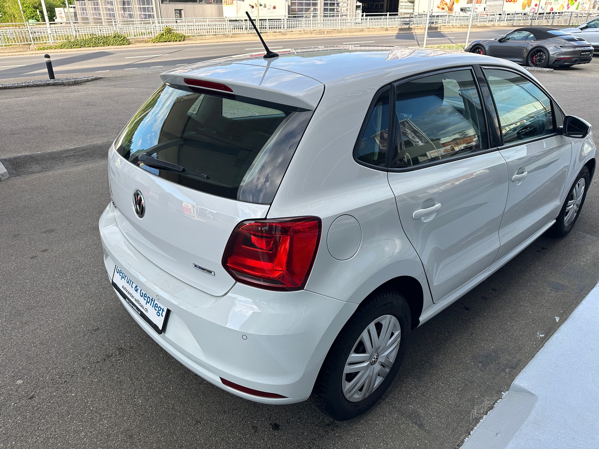 VW Polo 1.0 BMT Value-image-10