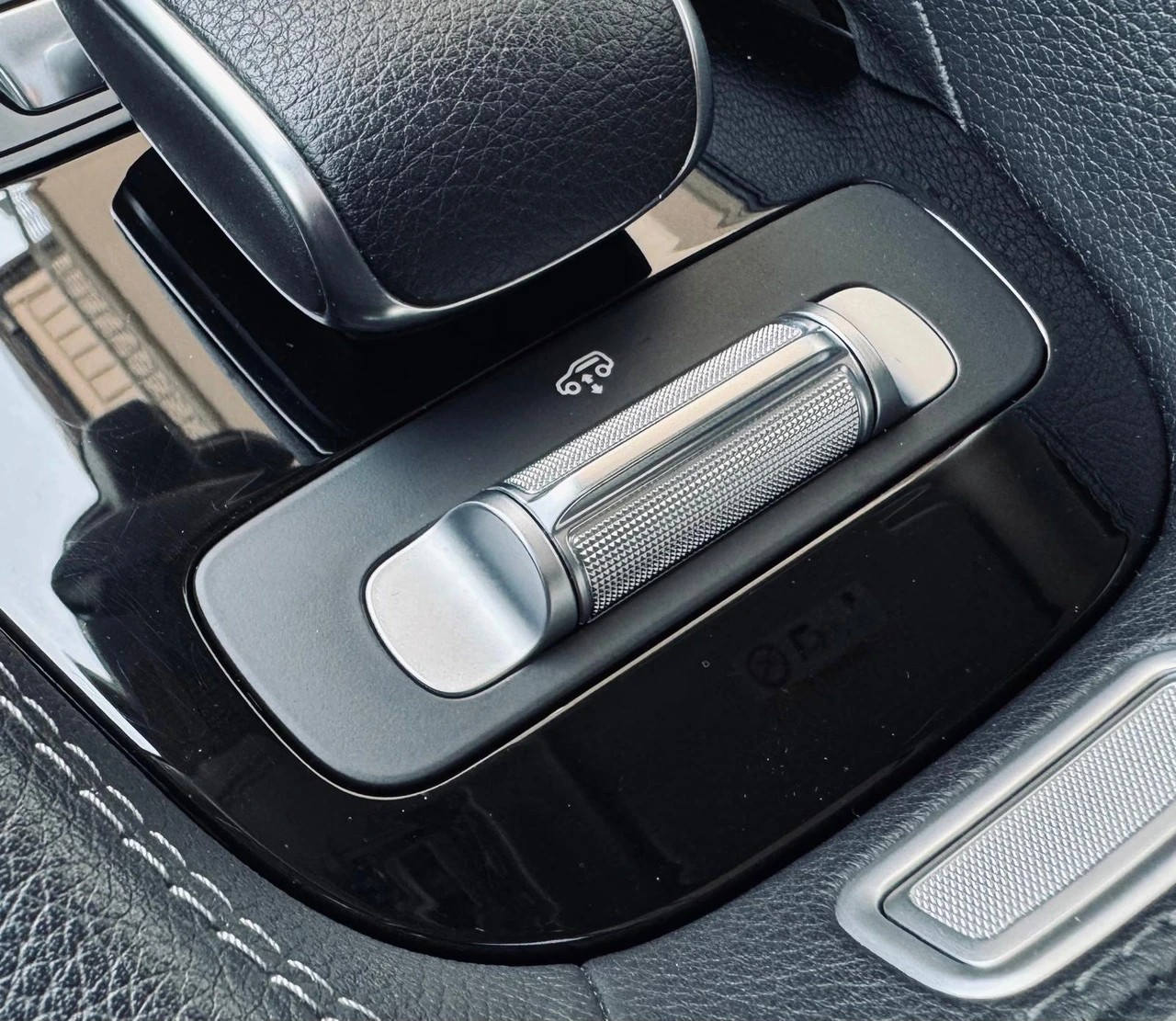 MERCEDES-BENZ GLE 400 d 4Matic AMG Line-image-20