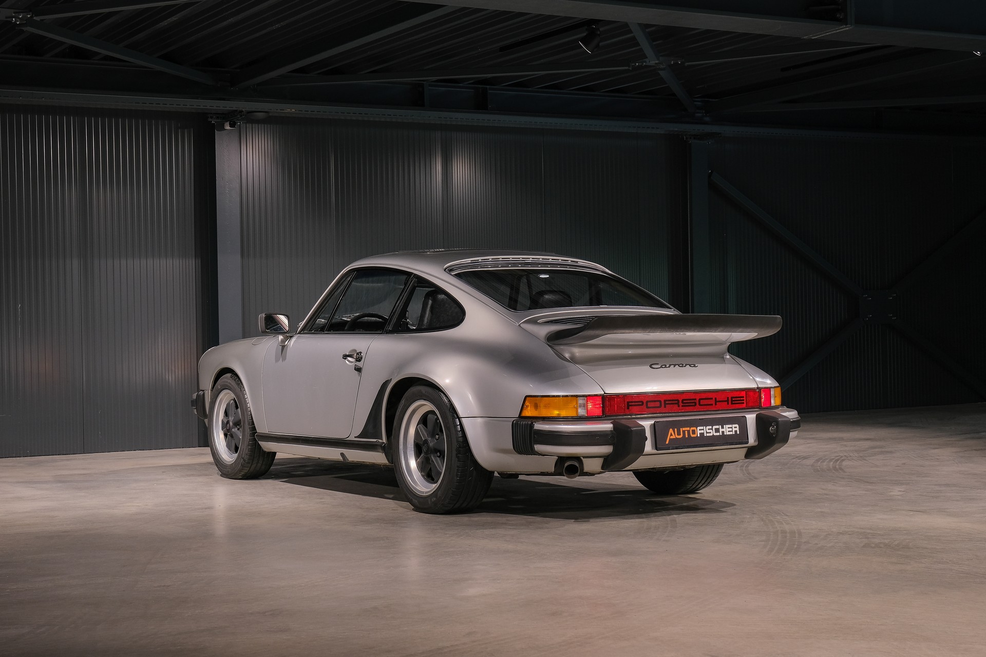 PORSCHE 911 SC-image-7