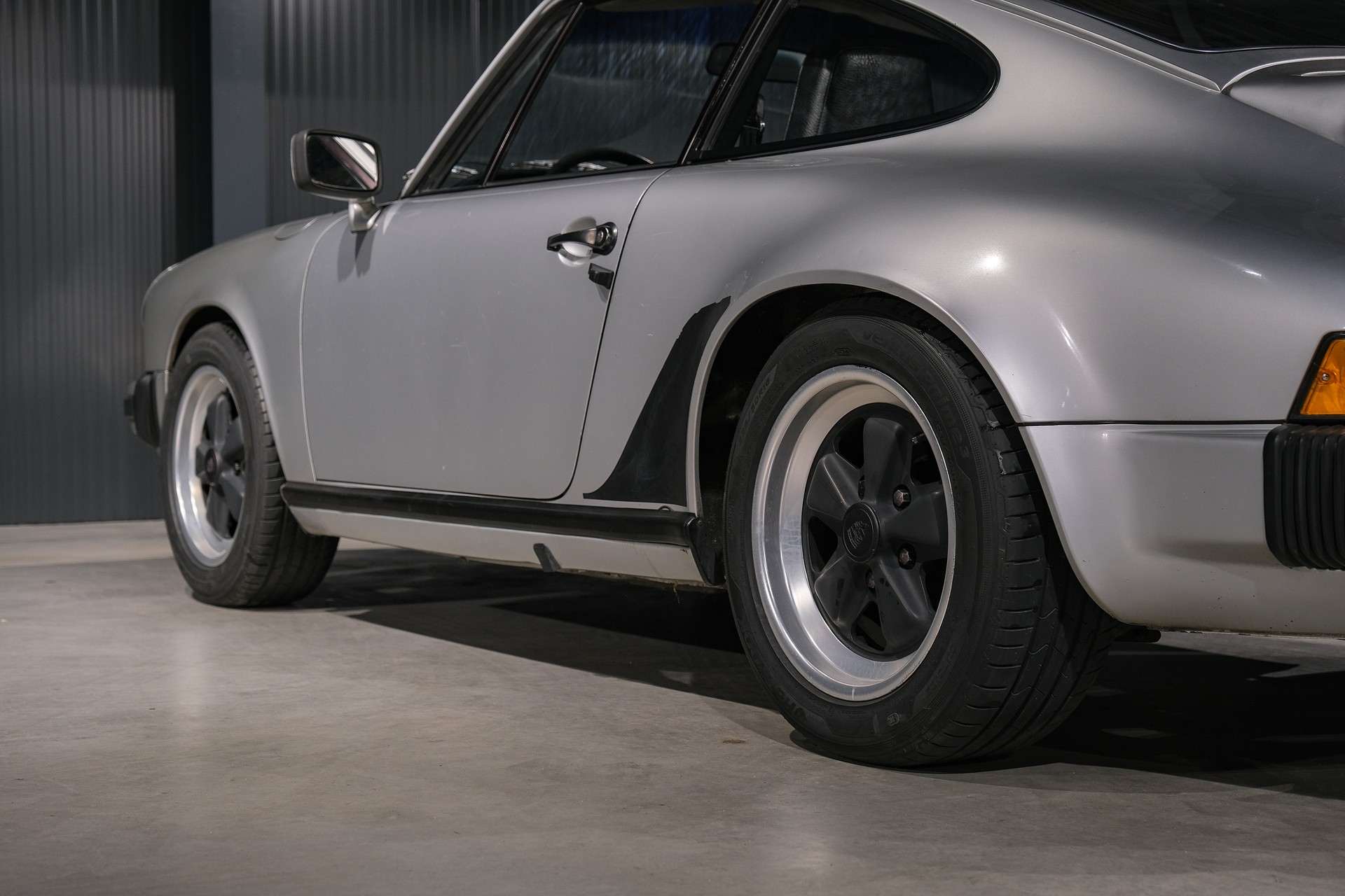 PORSCHE 911 SC-image-24