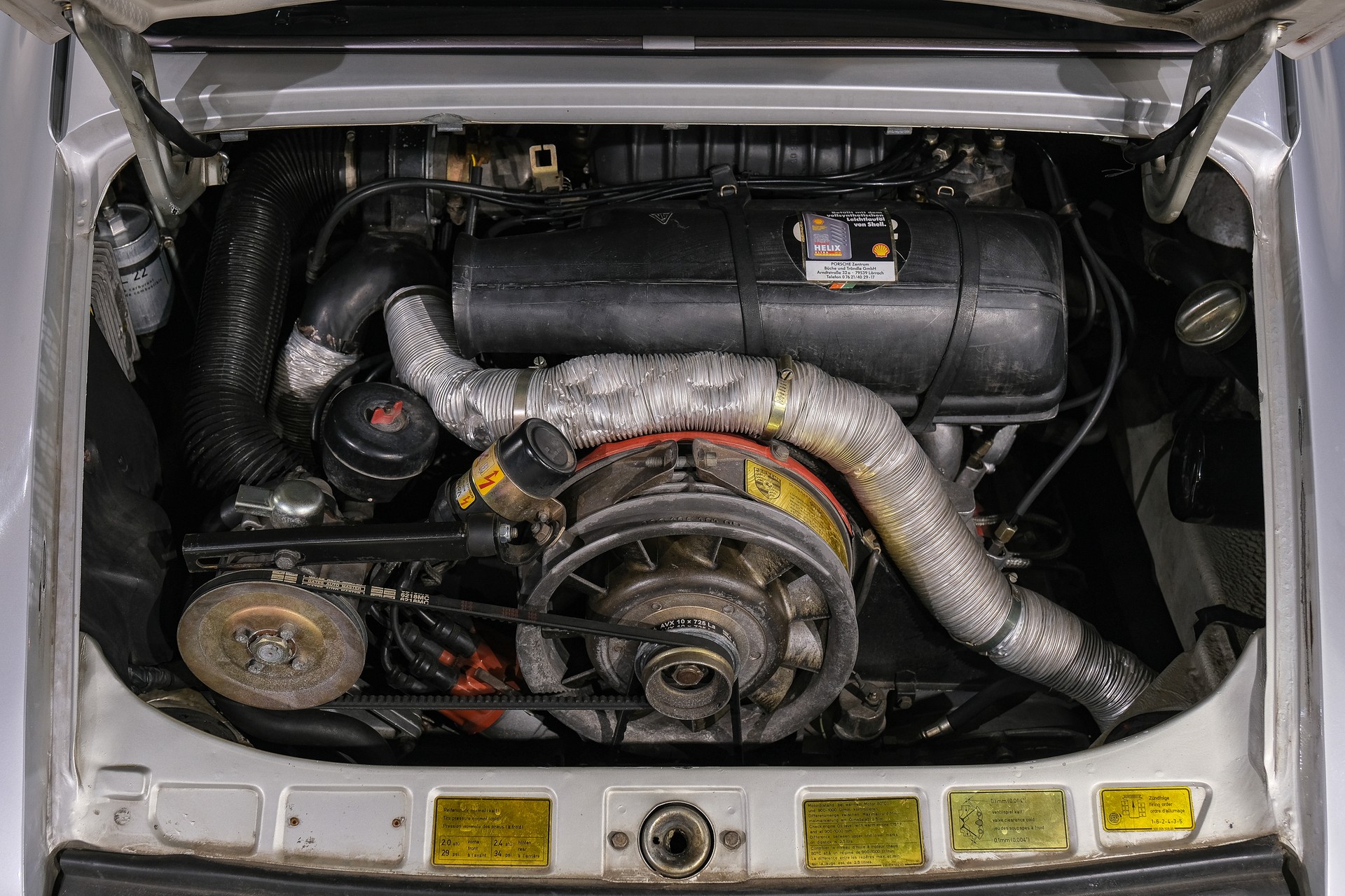 PORSCHE 911 SC-image-21