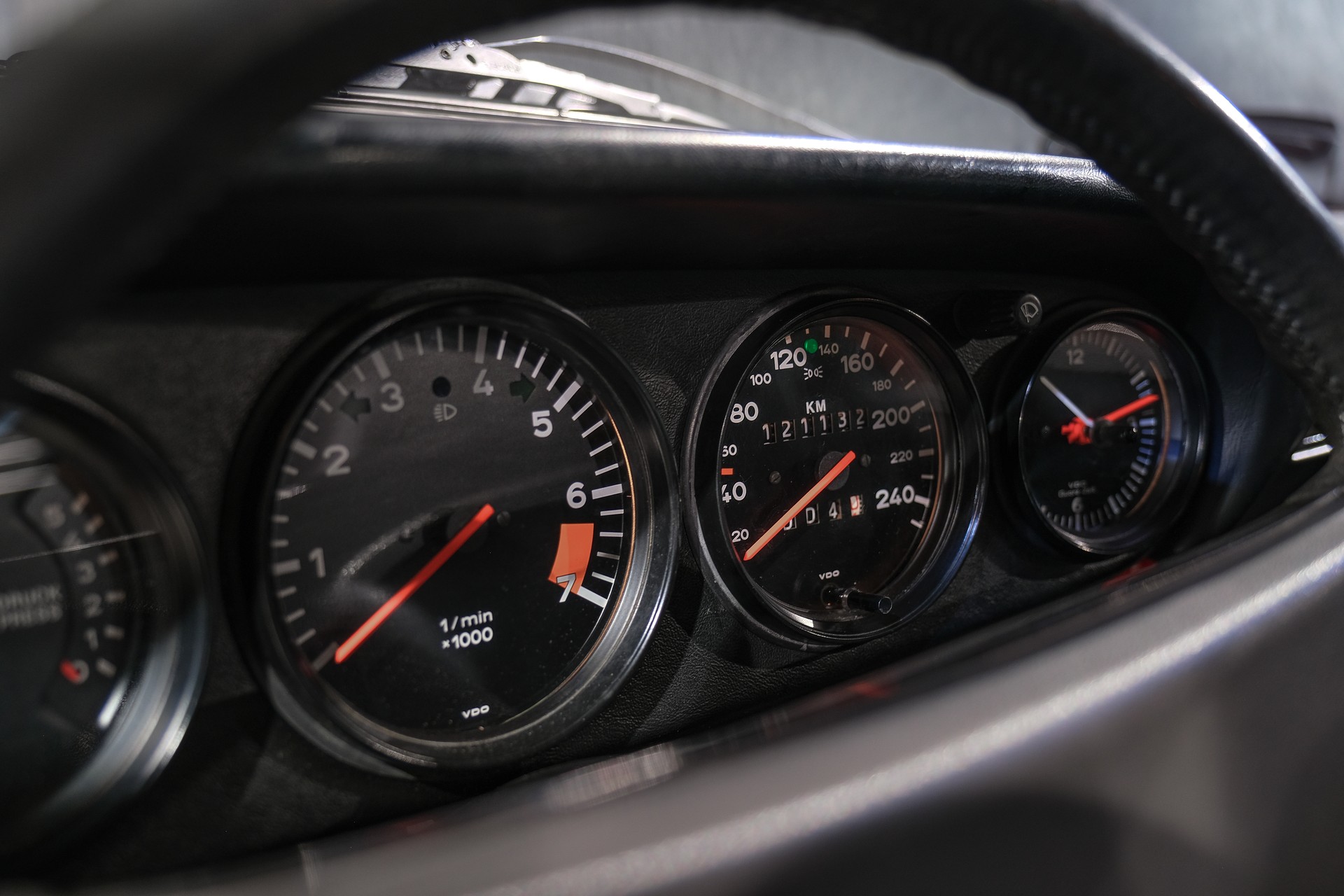 PORSCHE 911 SC-image-19