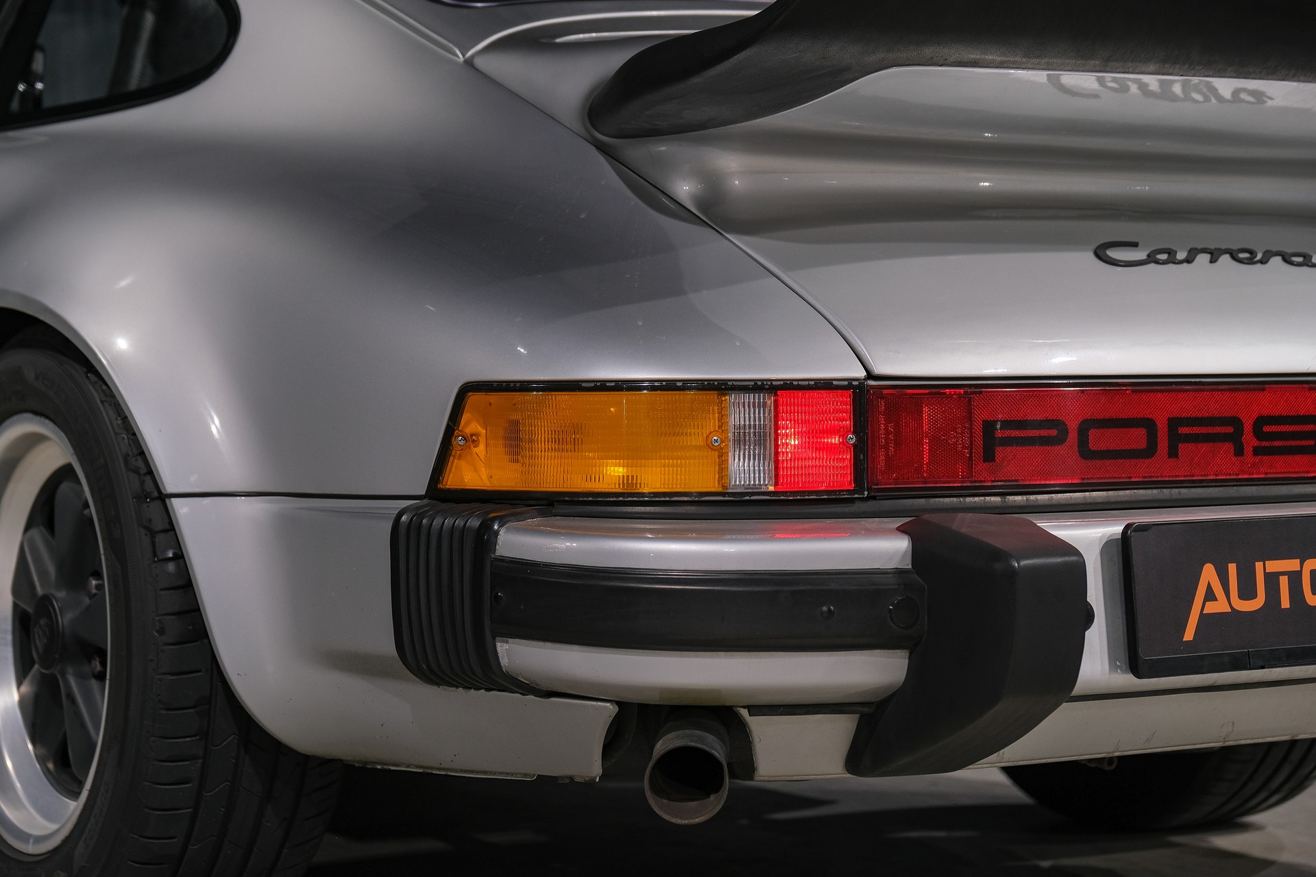 PORSCHE 911 SC-image-27