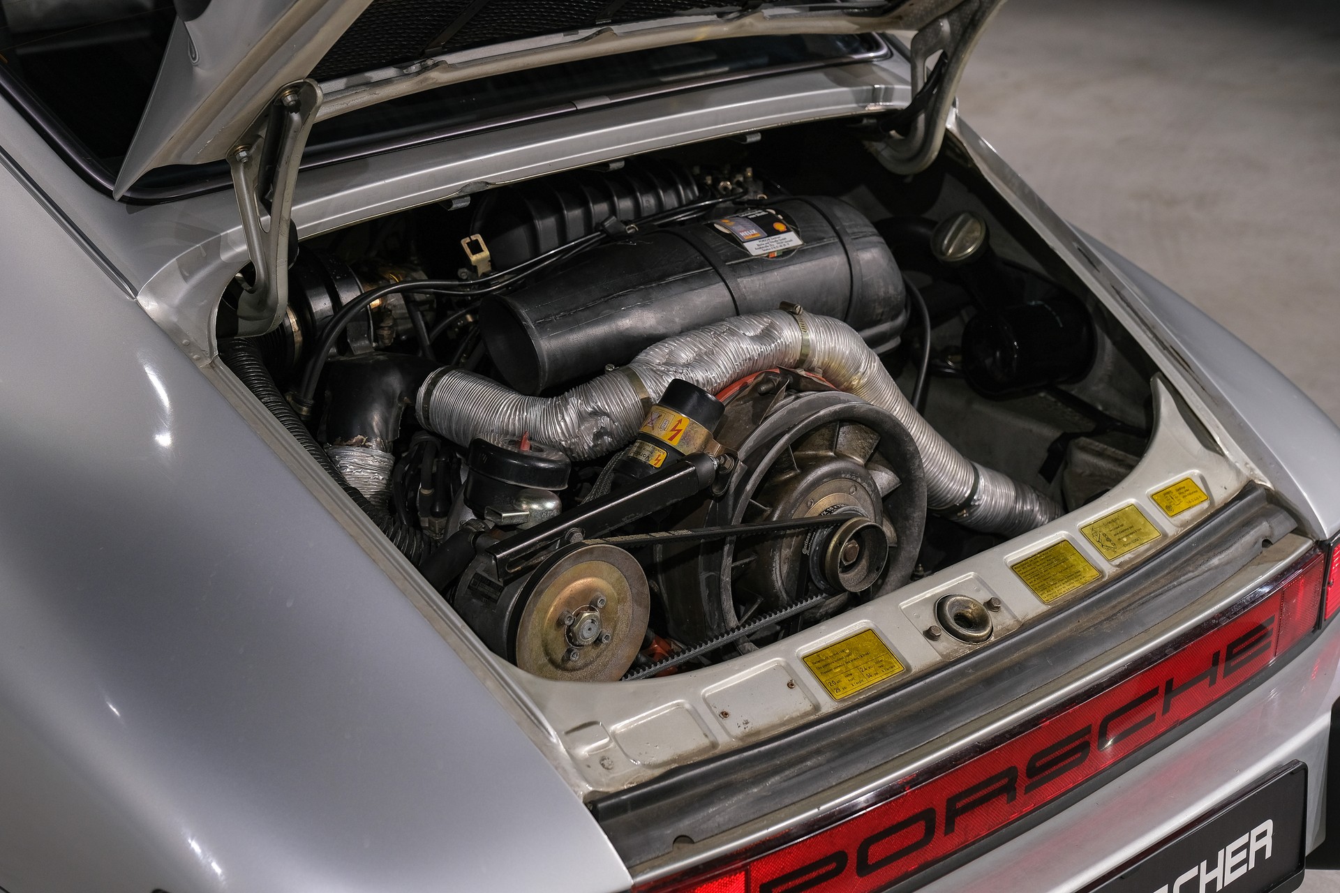 PORSCHE 911 SC-image-23