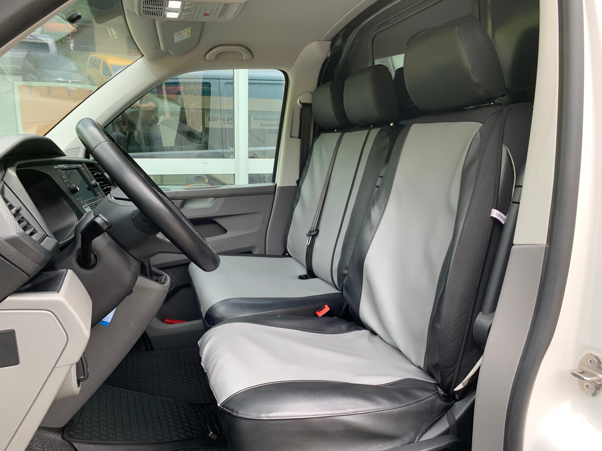 VW T6.1 2.0 TDI Entry-image-7
