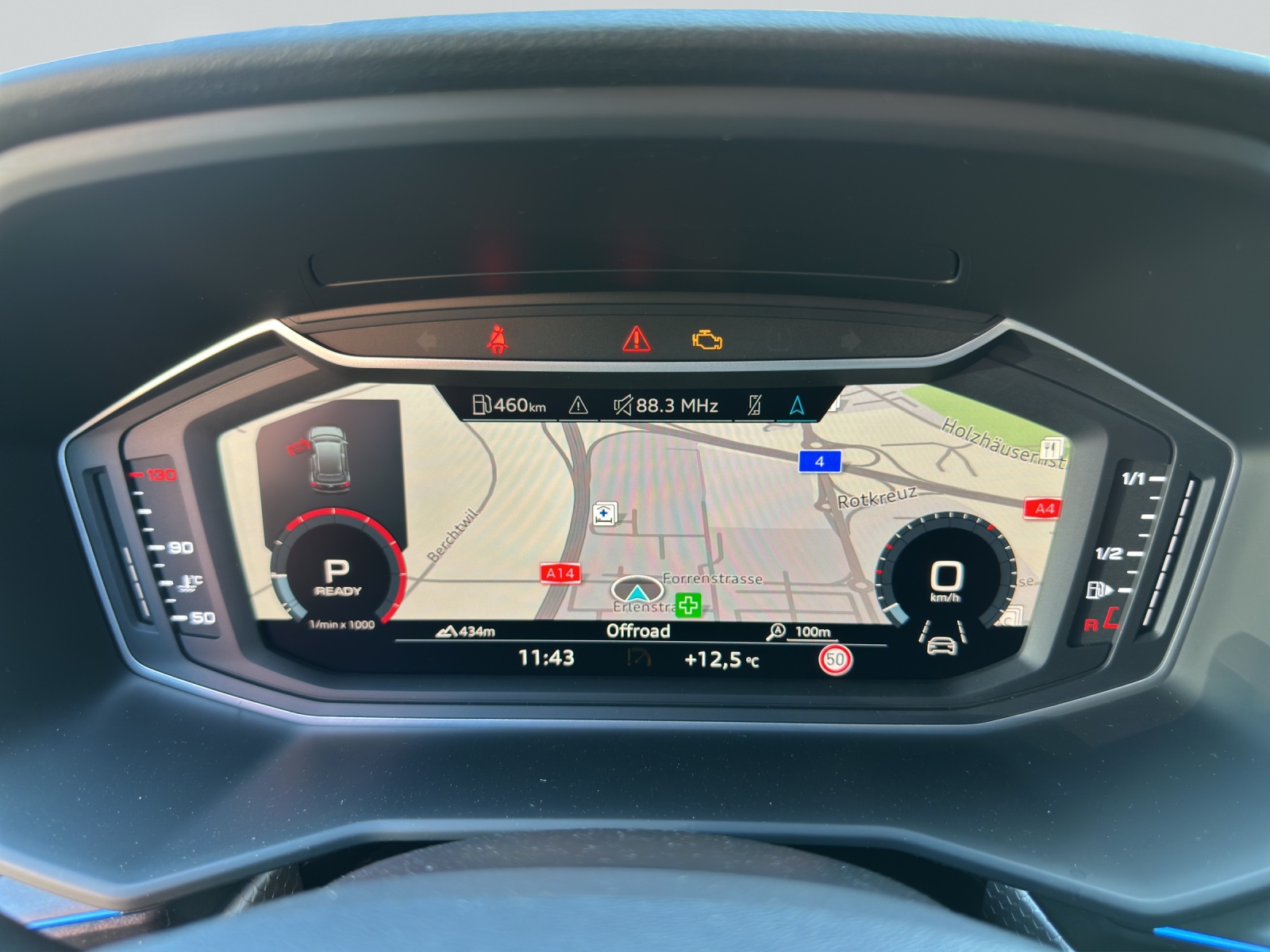AUDI A1 Sportback 35 TFSI S Line S-tronic-image-5