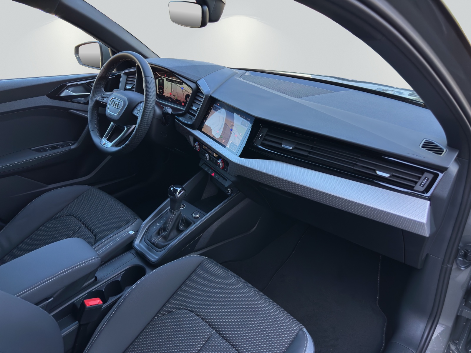 AUDI A1 Sportback 35 TFSI S Line S-tronic-image-7