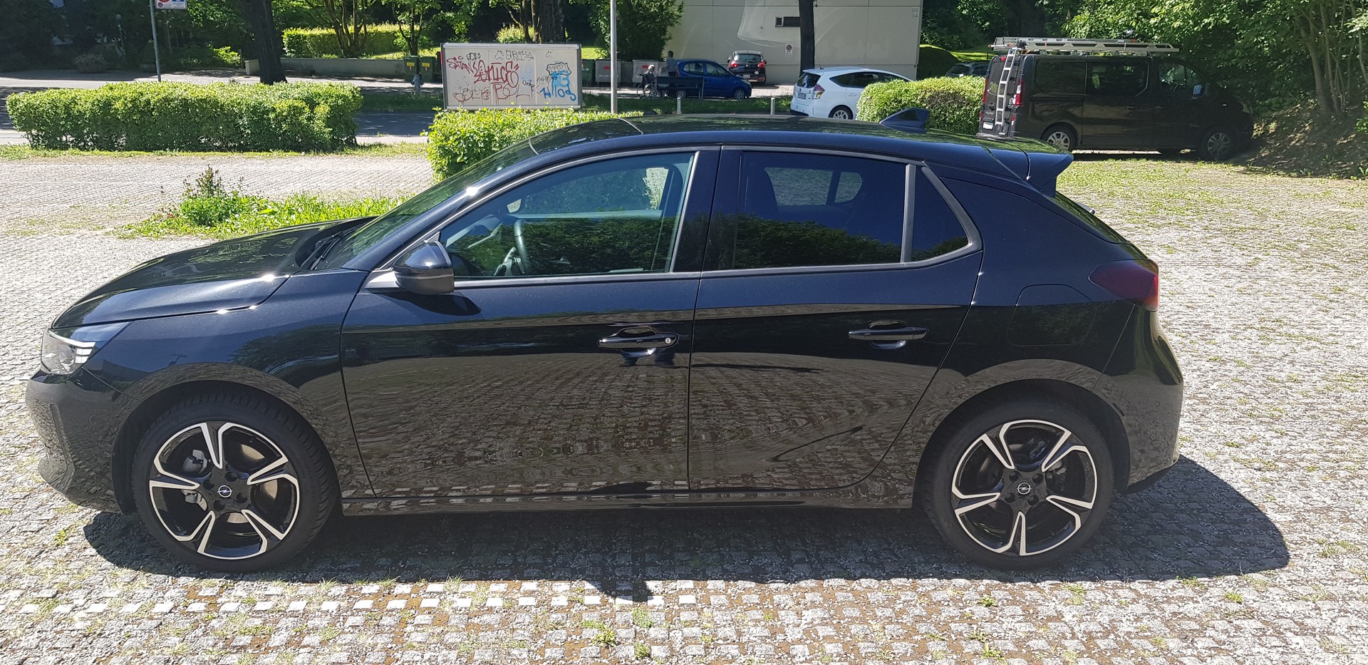 OPEL Corsa 1.2 "ULTIMATE TOP AUSSTATTUNG"-image-2