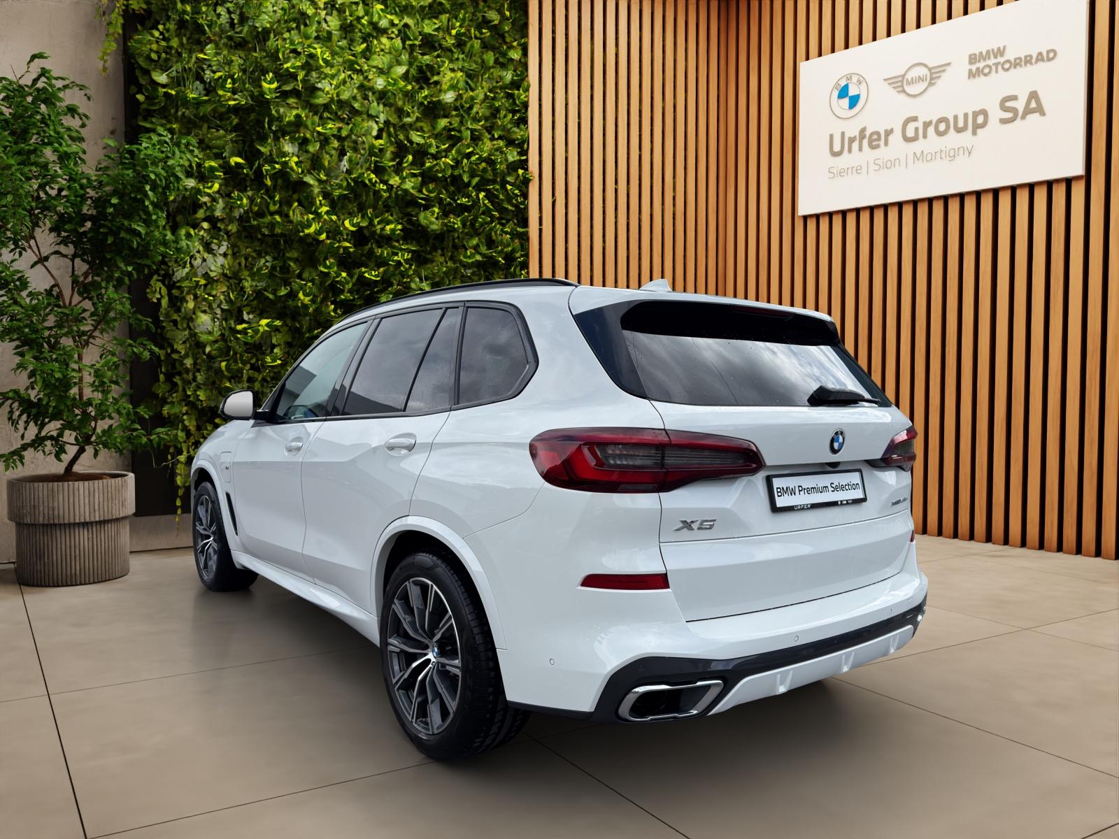 BMW X5 xDrive45e M Sport Steptronic (CH)-image-3
