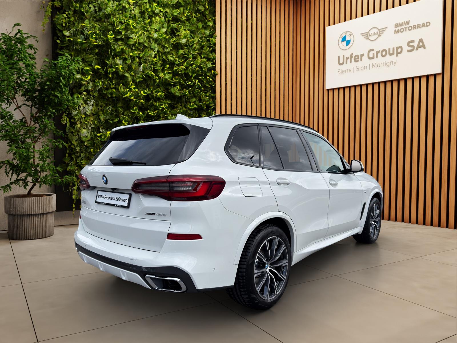 BMW X5 xDrive45e M Sport Steptronic (CH)-image-5