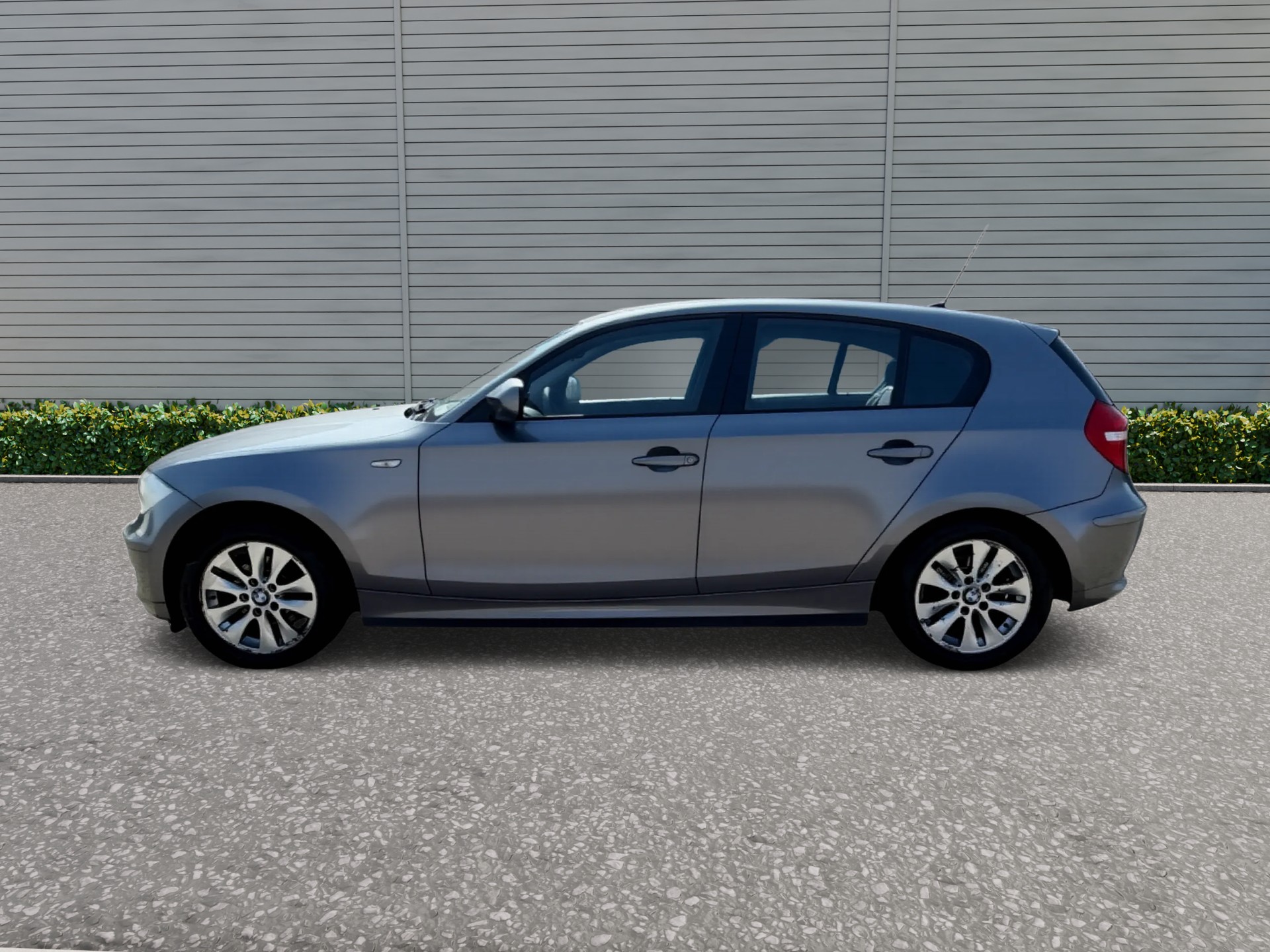 BMW 116i Sport-image-3
