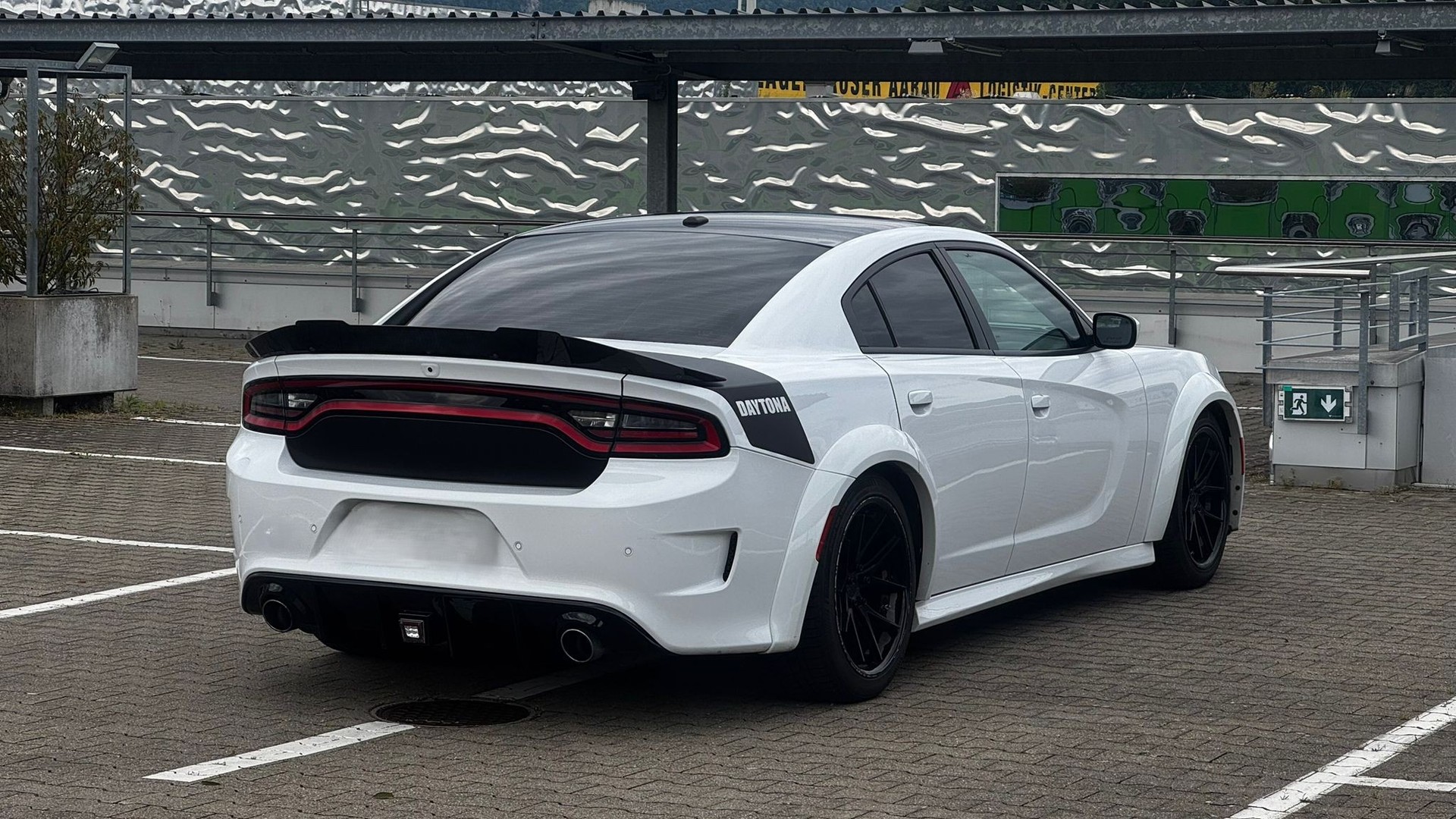 DODGE Charger DAYTONA-image-3