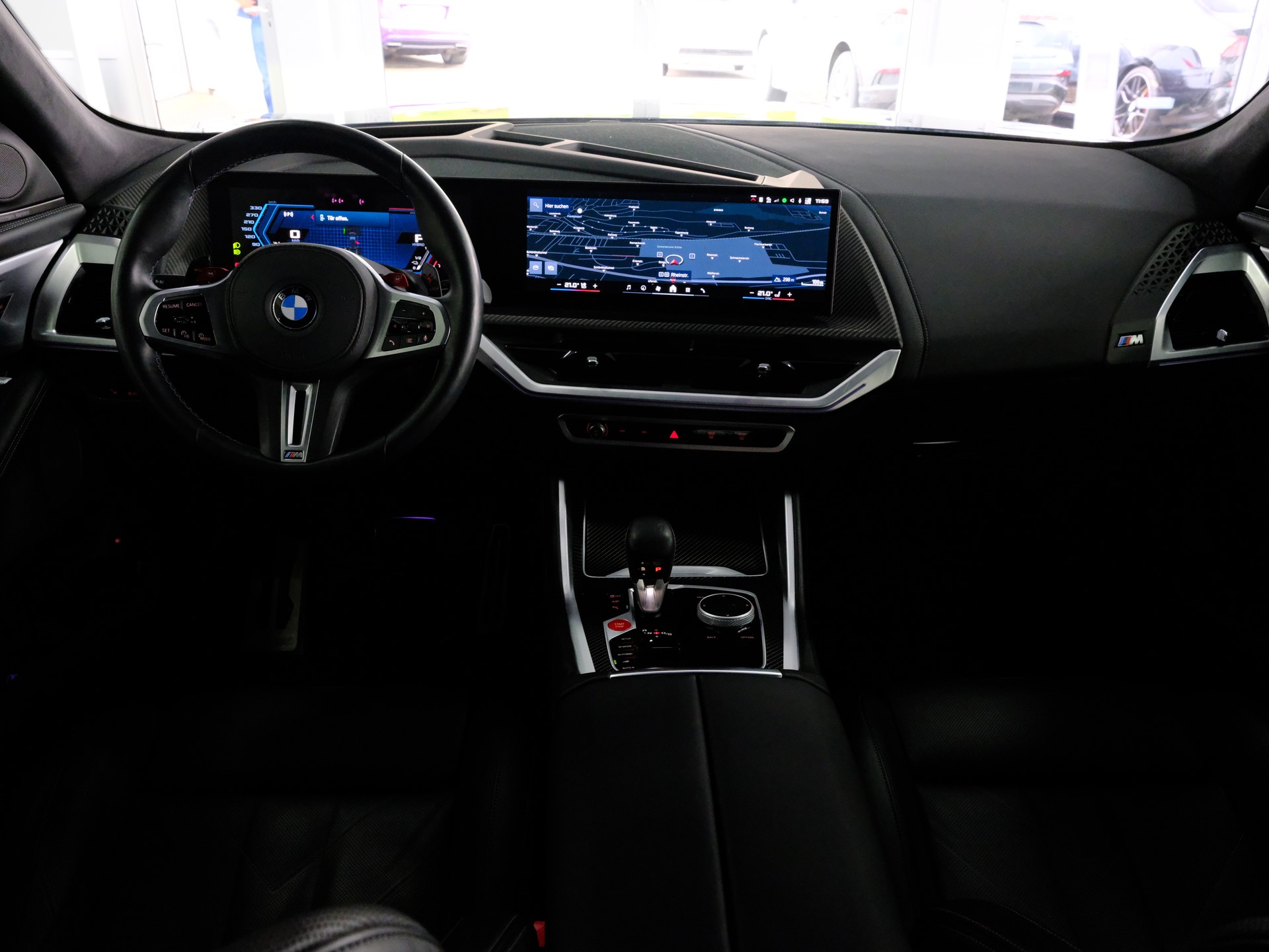 BMW XM xDrive 50e PHEV Steptronic-image-29