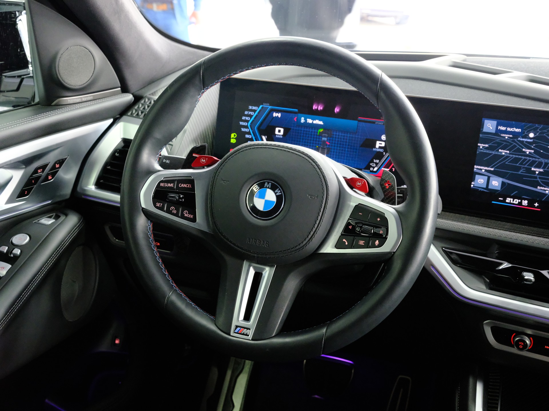 BMW XM xDrive 50e PHEV Steptronic-image-31